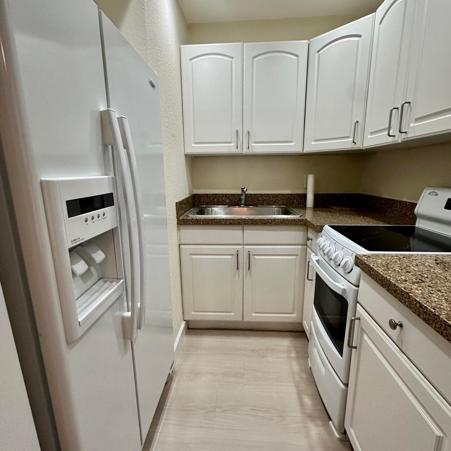 815 Middle River Drive 110, Fort Lauderdale, FL 33304 — photo 4 of 20