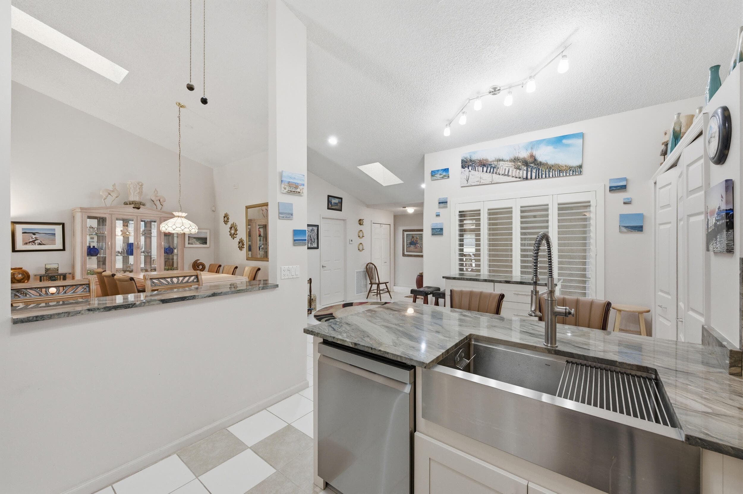 180 Par Drive, Royal Palm Beach, FL 33411 — photo 12 of 29