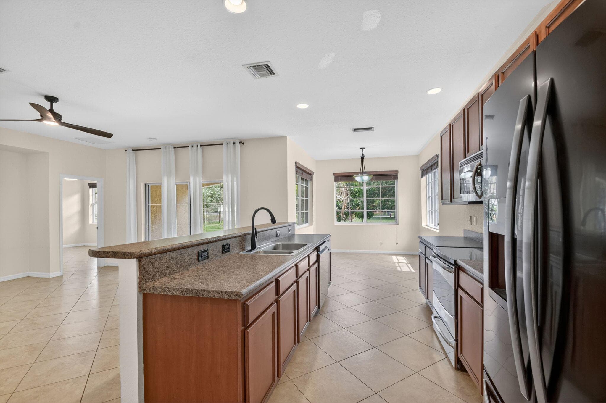 6810 Osage Circle, Greenacres, FL 33413 — photo 14 of 47