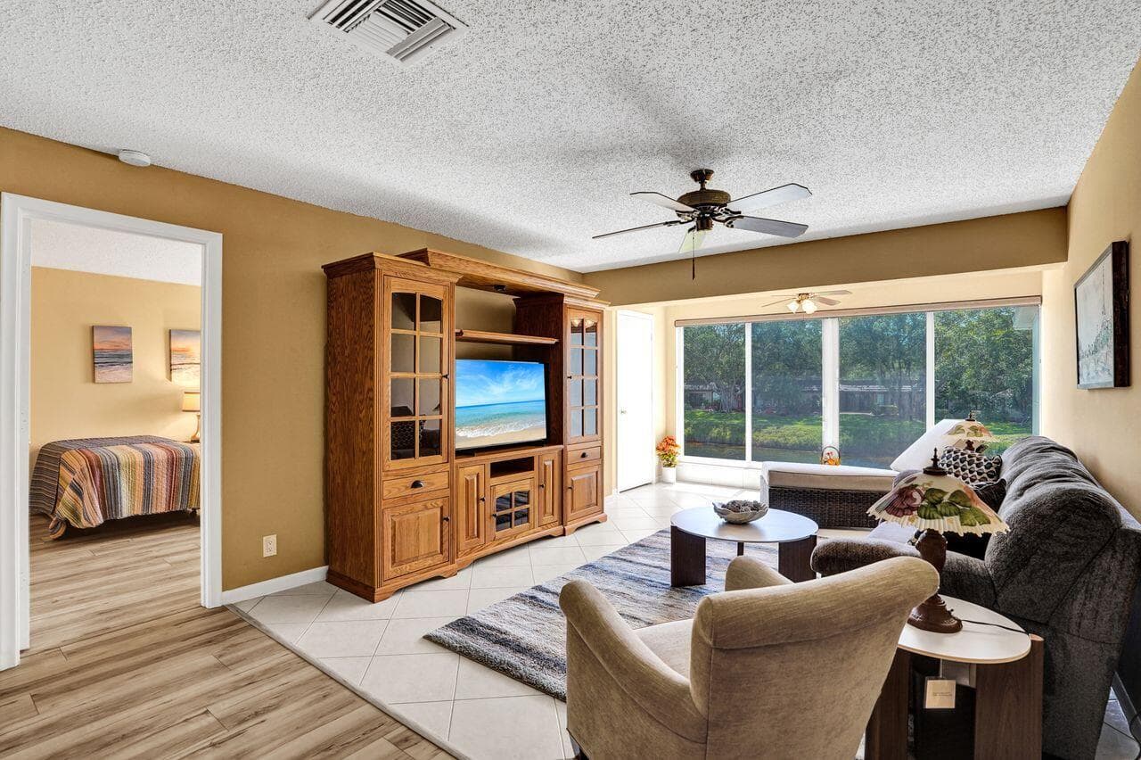 1050 Citrus Way 203, Delray Beach, FL 33445 — photo