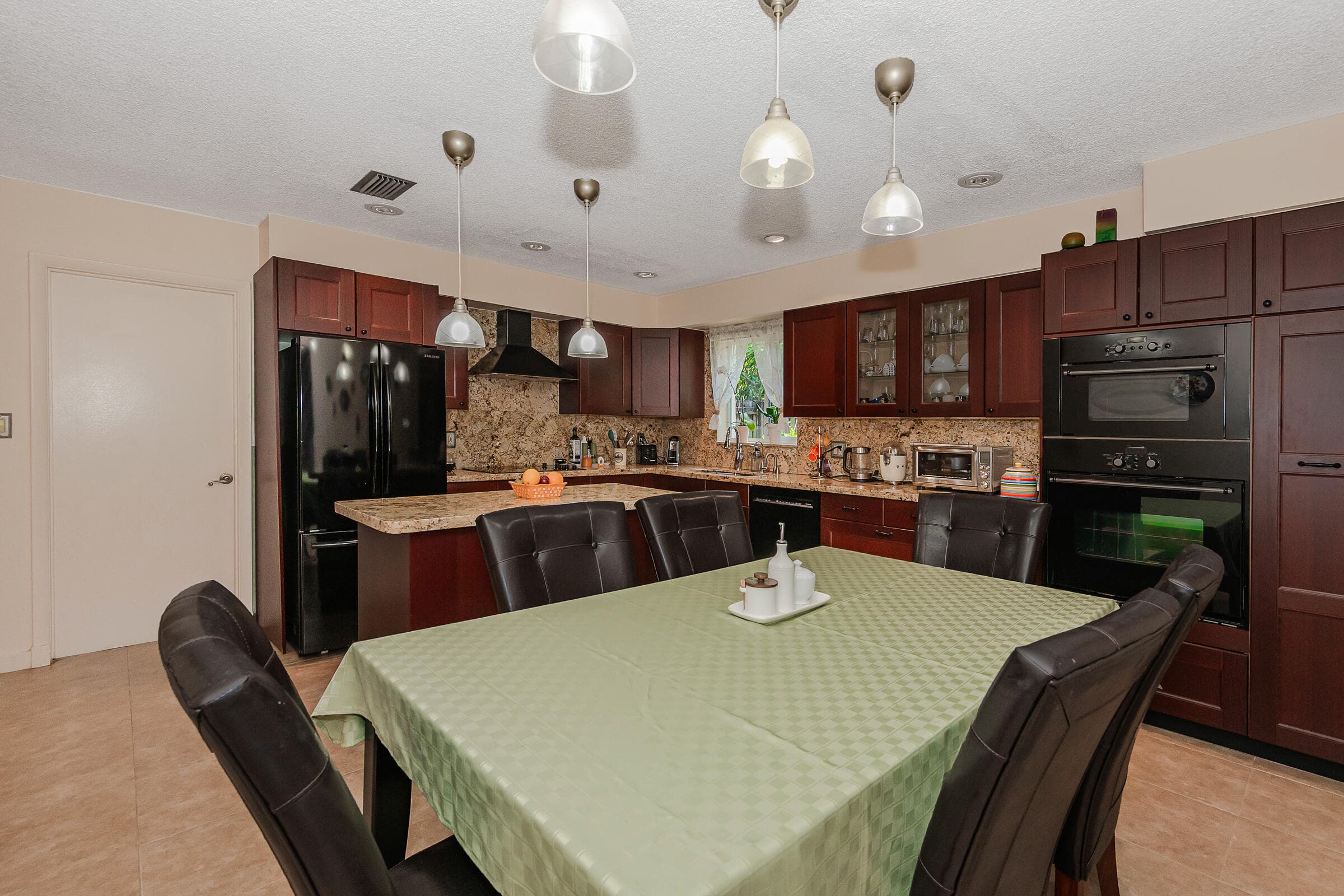 4961 SW 94th Avenue, Cooper City, FL 33328 — photo 15 of 31