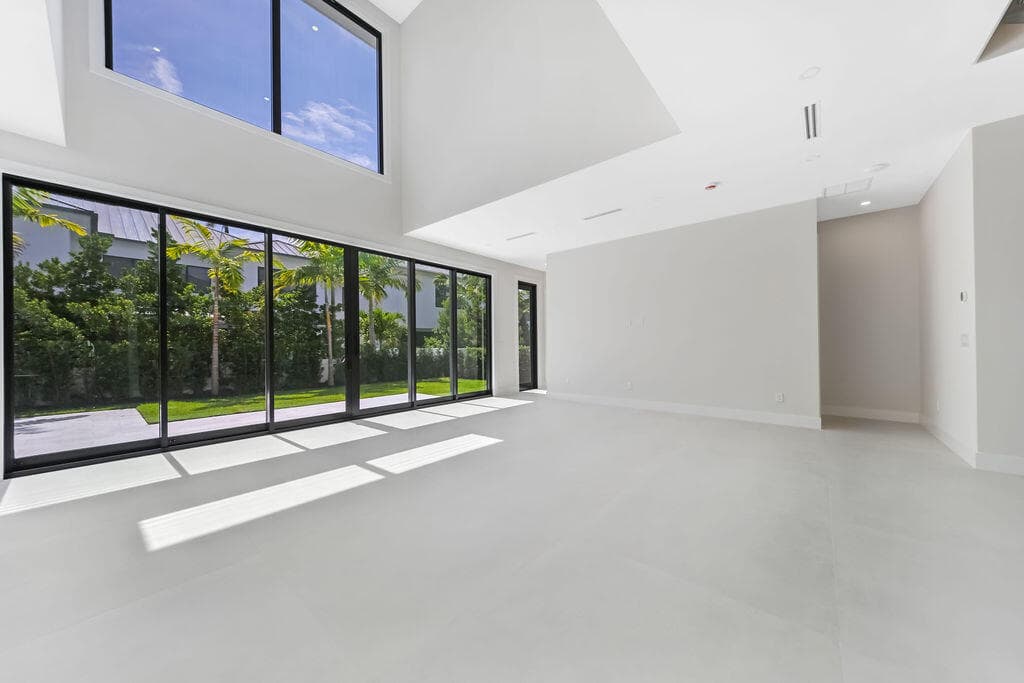 1550 Ponce De Leon Drive, Fort Lauderdale, FL 33316 — photo 12 of 81
