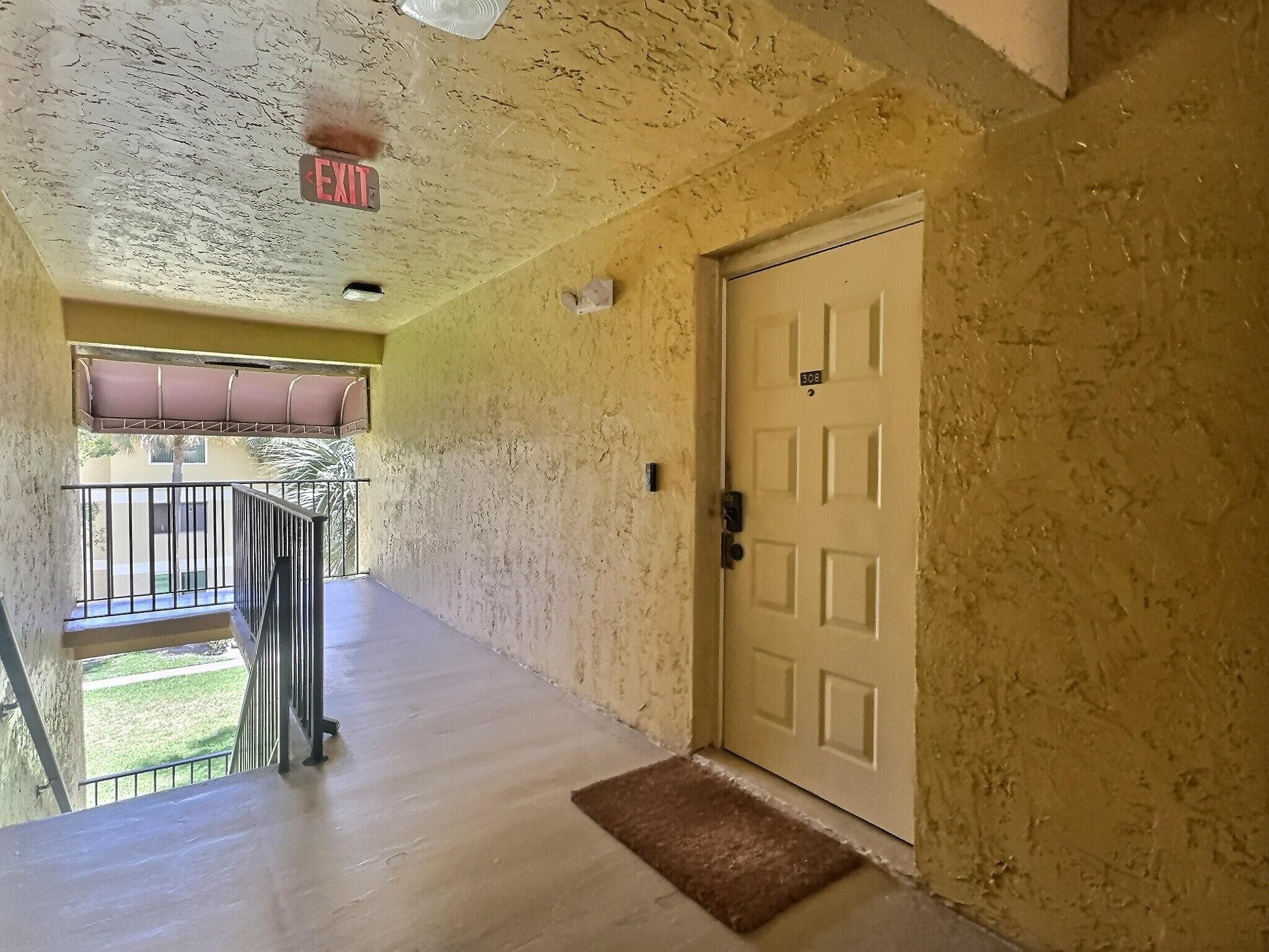 3017 N Oakland Forest Drive 308, Oakland Park, FL 33309 — photo 23 of 27