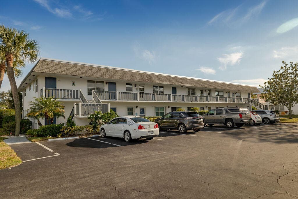 2929 SE Ocean Boulevard Unit 130-8, Stuart, FL 34996 — photo 39 of 50