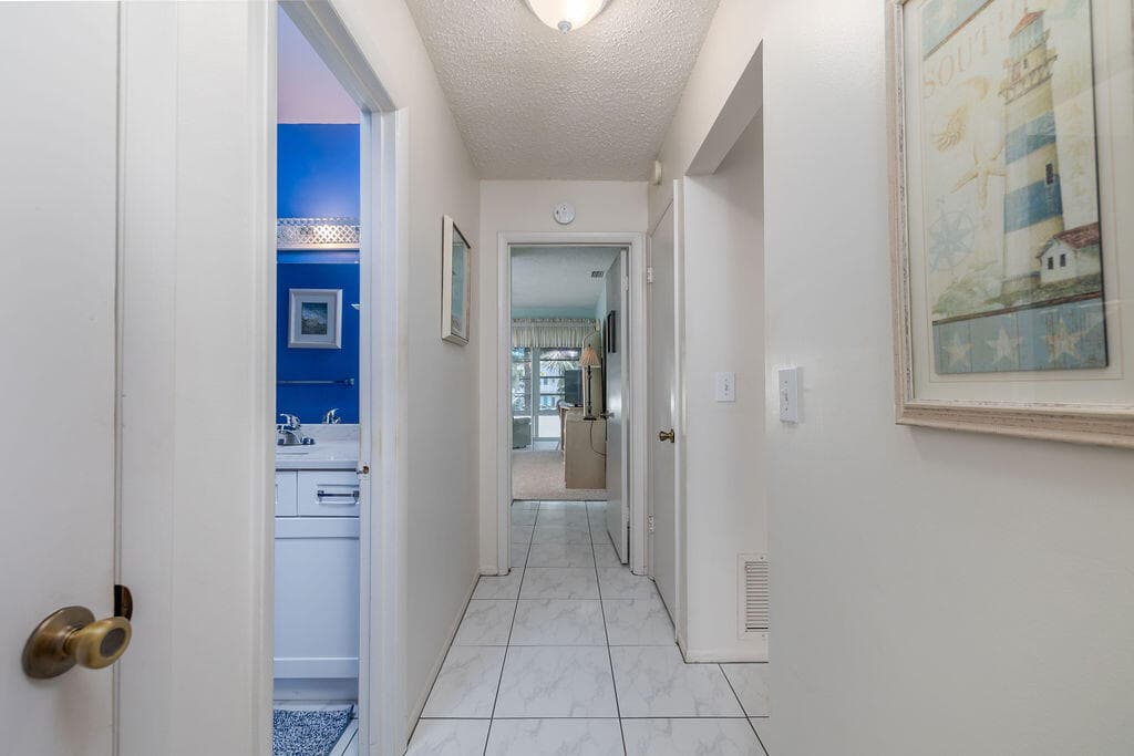 2929 SE Ocean Boulevard Unit 130-8, Stuart, FL 34996 — photo 15 of 50