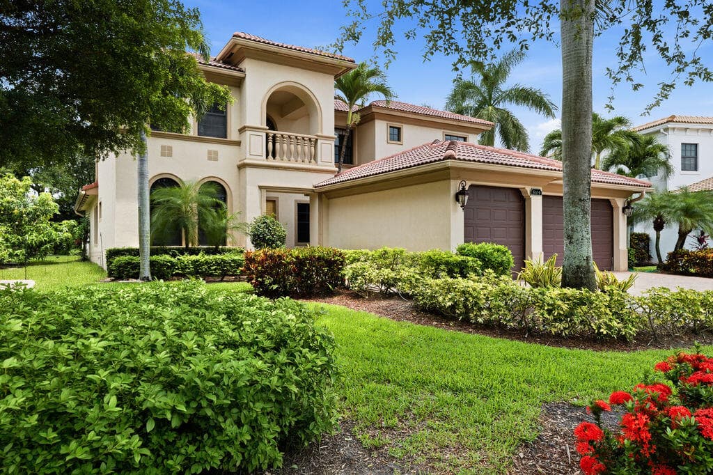 8105 Ferentino Pass, Delray Beach, FL 33446 — photo 4 of 47