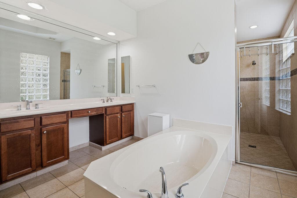 8105 Ferentino Pass, Delray Beach, FL 33446 — photo 15 of 47