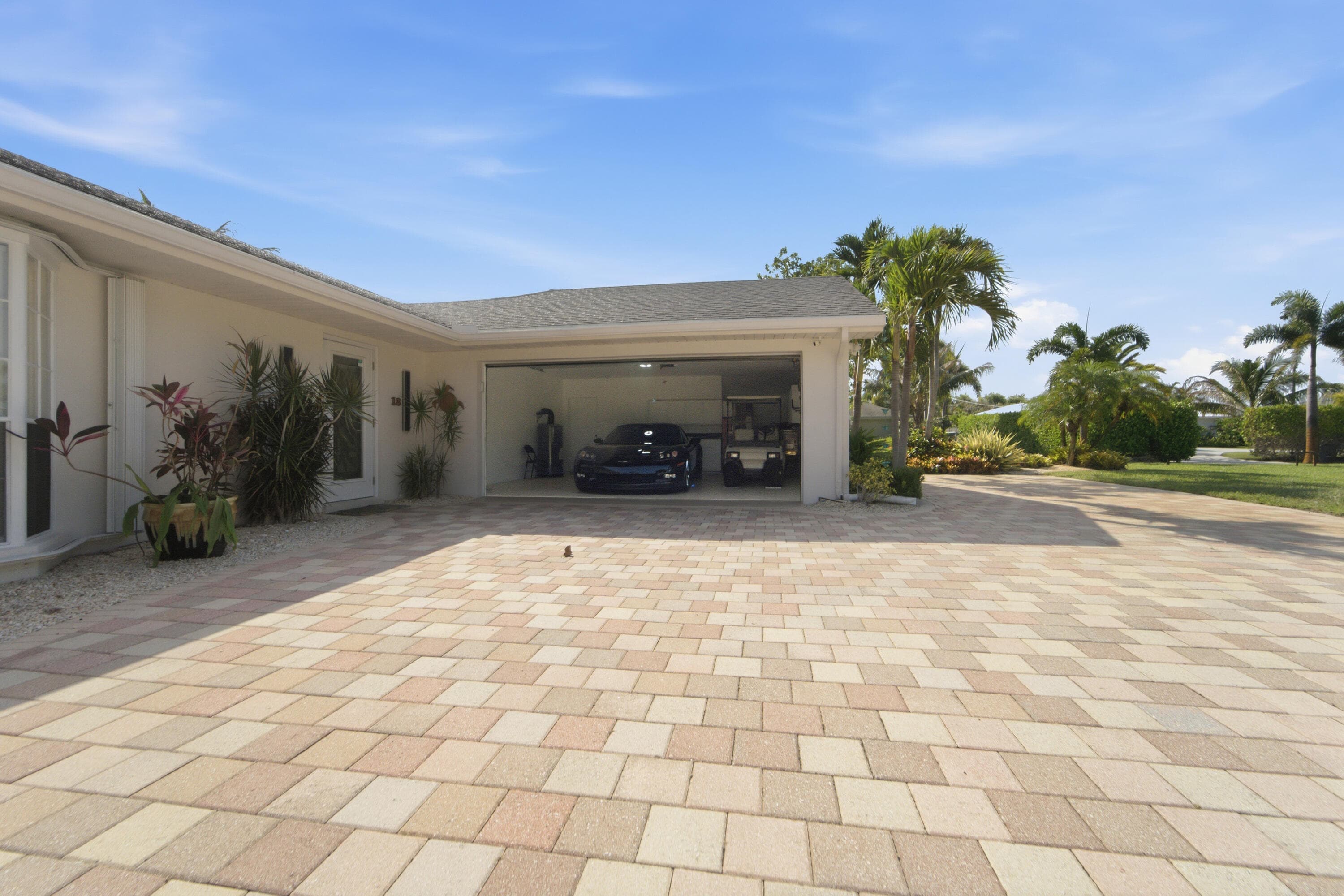 18 Saddleback Road, Tequesta, FL 33469 — photo 14 of 78