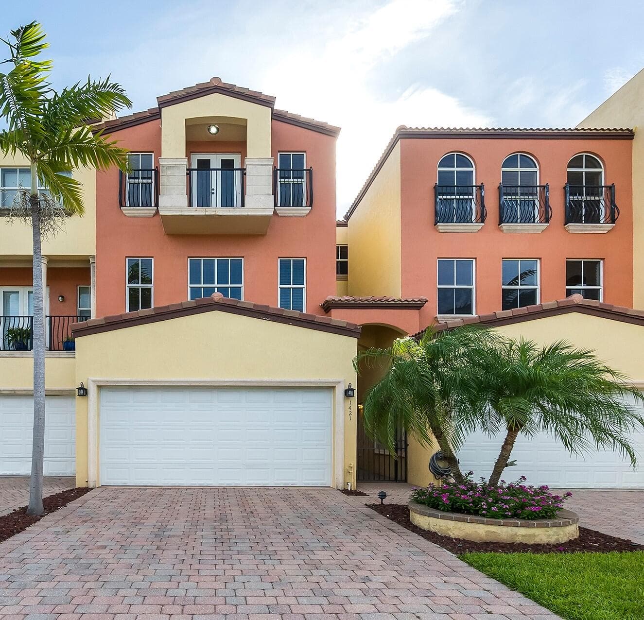 1421 NE 26th Avenue, Fort Lauderdale, FL 33304 — photo 1 of 31