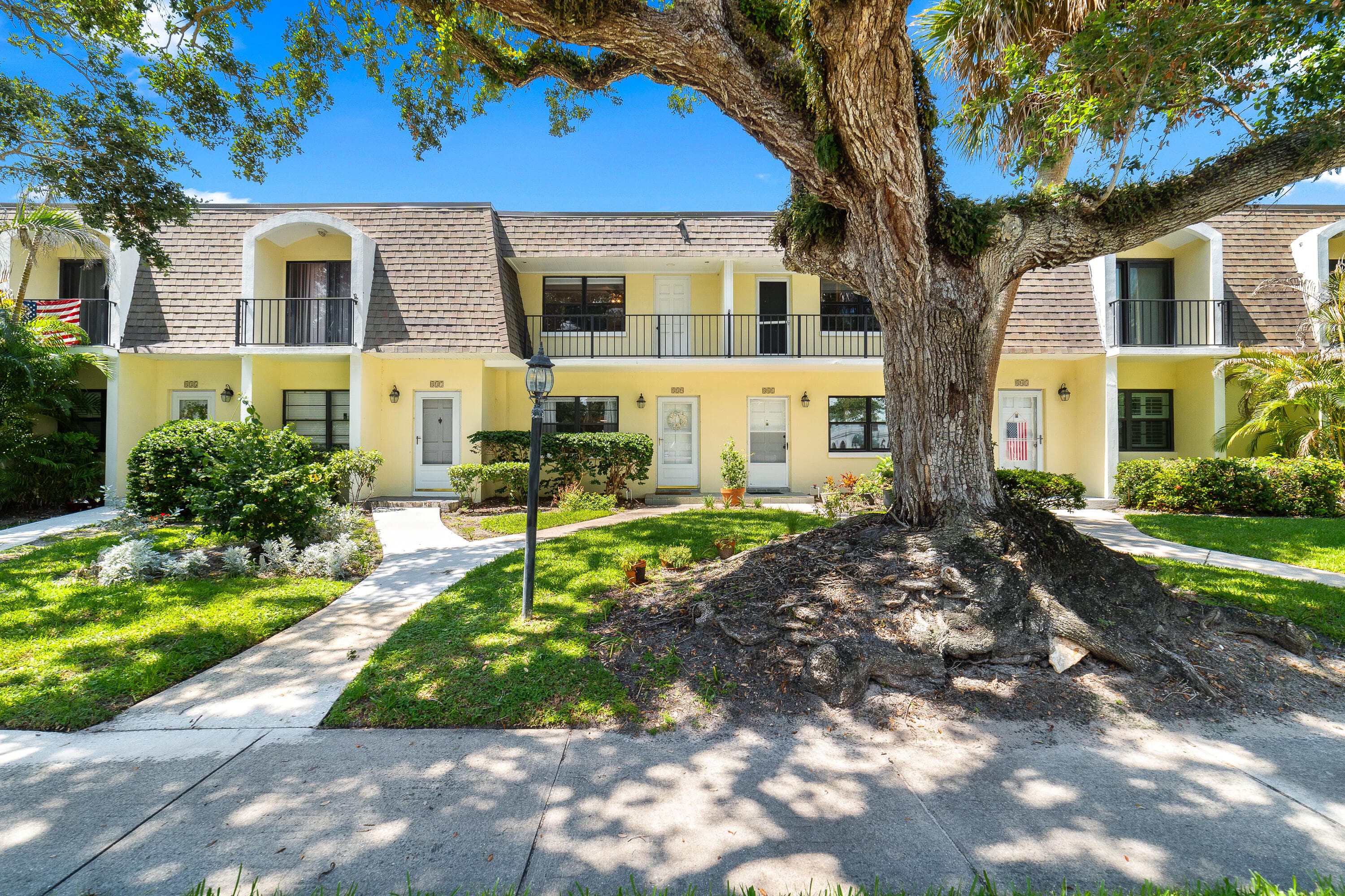 839 Camelia Lane 8, Vero Beach, FL 32963 — photo
