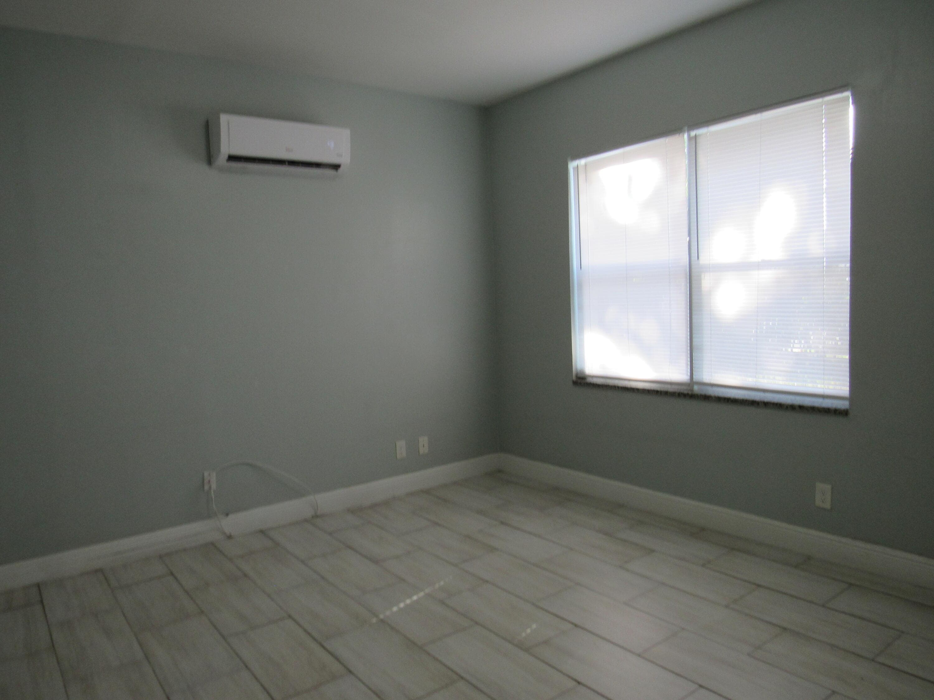 4283 Cocoanut Road 3, West Palm Beach, FL 33406 — photo 2 of 13