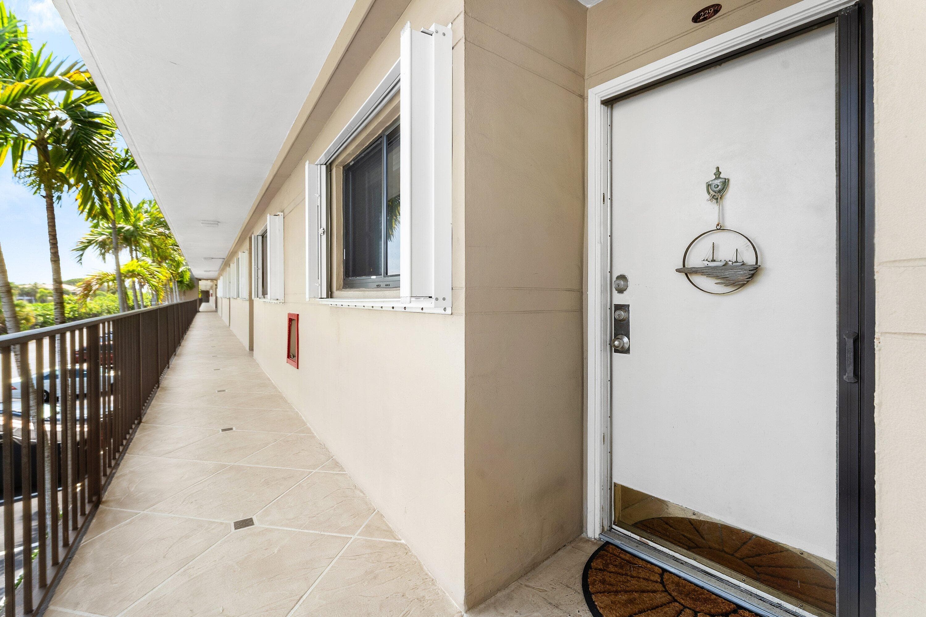 3605 S Ocean Boulevard, South Palm Beach, FL 33480 — photo 3 of 40