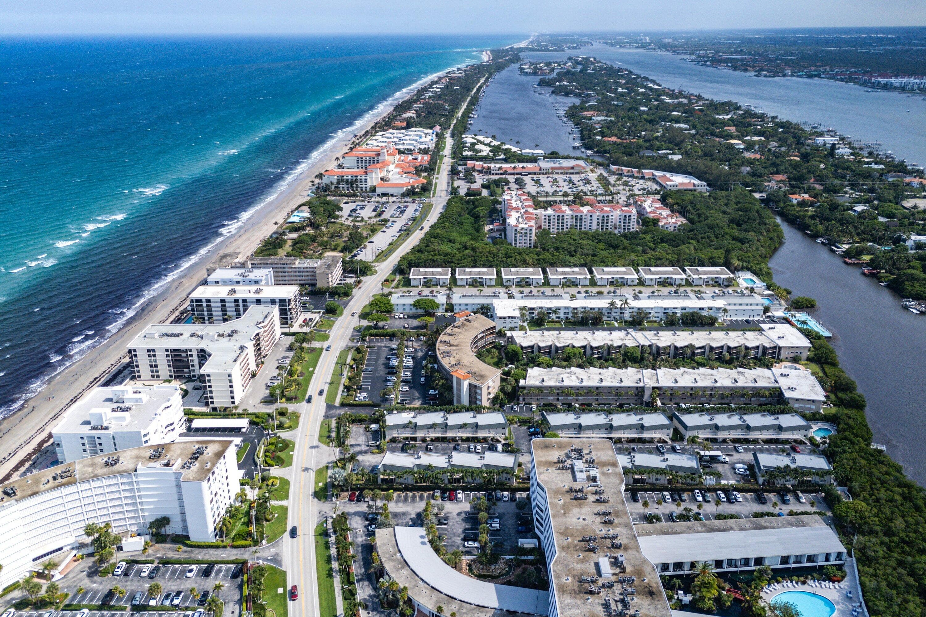 3605 S Ocean Boulevard, South Palm Beach, FL 33480 — photo 36 of 40