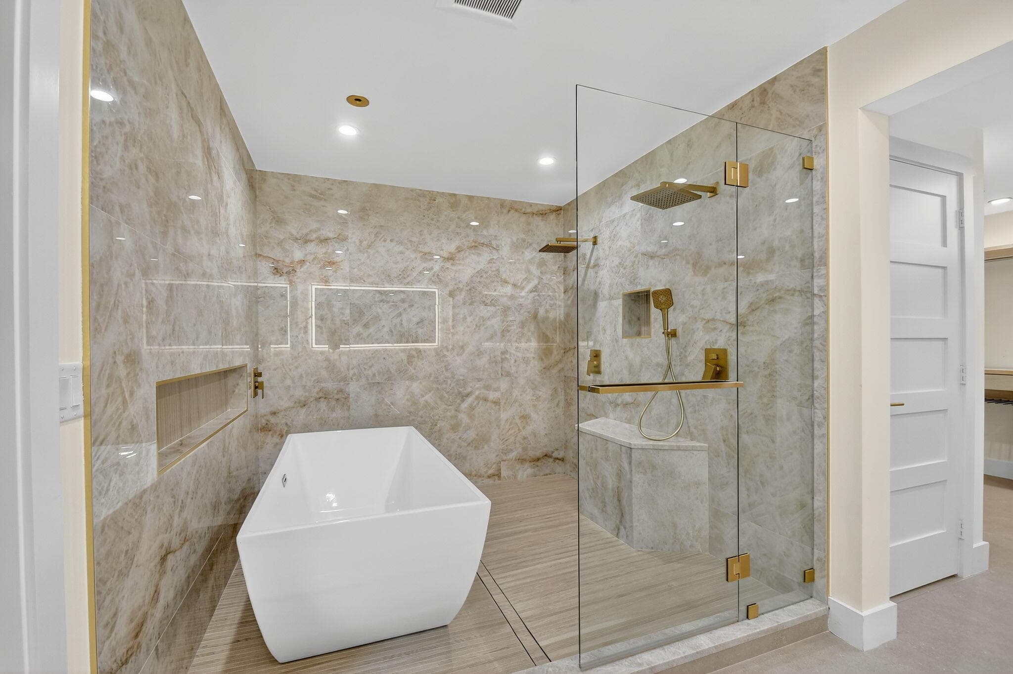 2900 Greenbriar Boulevard, Wellington, FL 33414 — photo 21 of 39