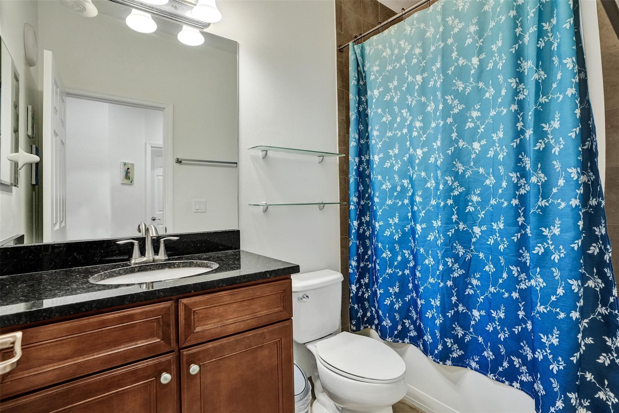 8768 NW 98th Avenue 8768, Doral, FL 33178 — photo 25 of 40