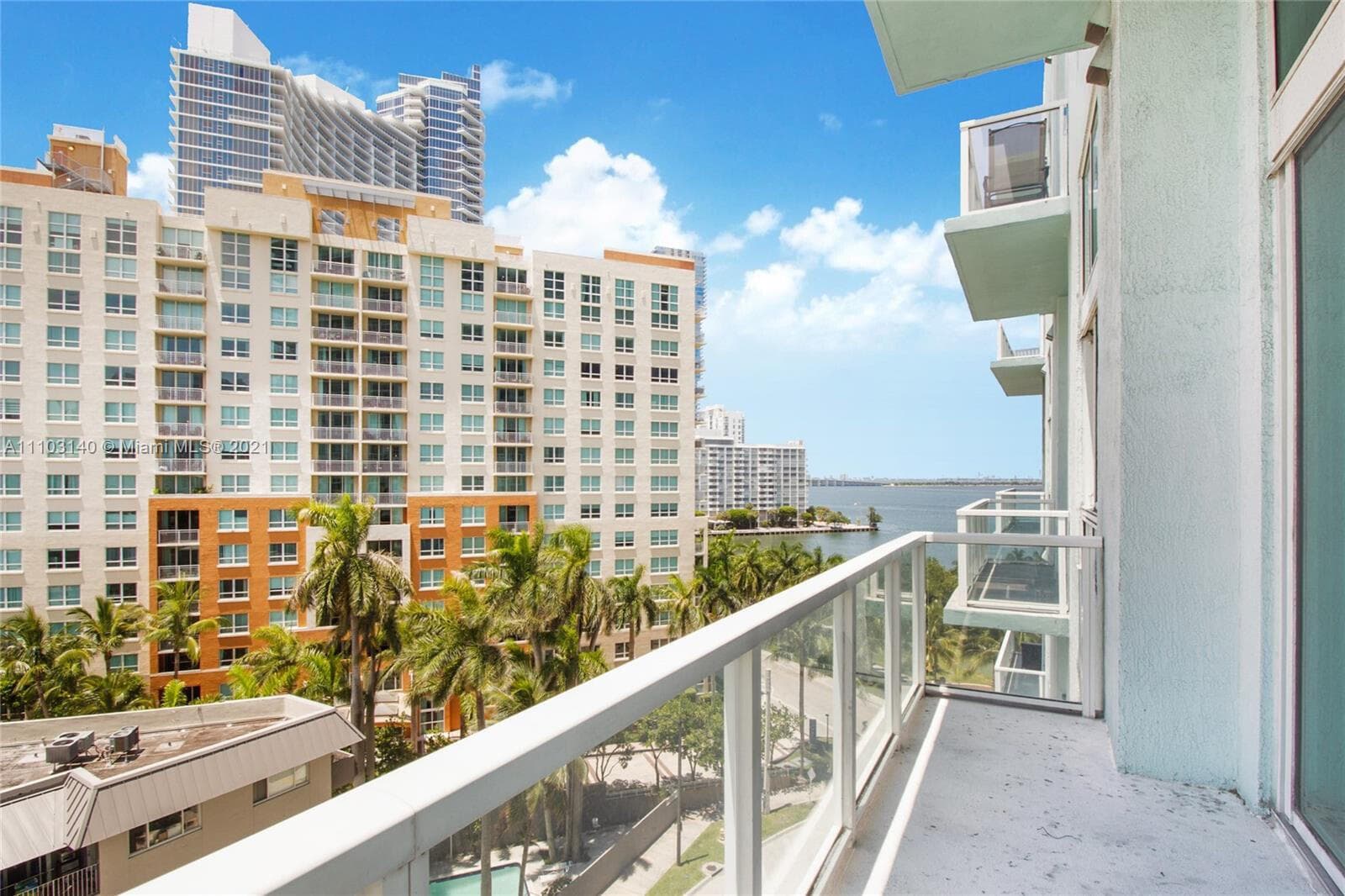 1900 N Bayshore Drive 912, Miami, FL 33132 — photo 9 of 17