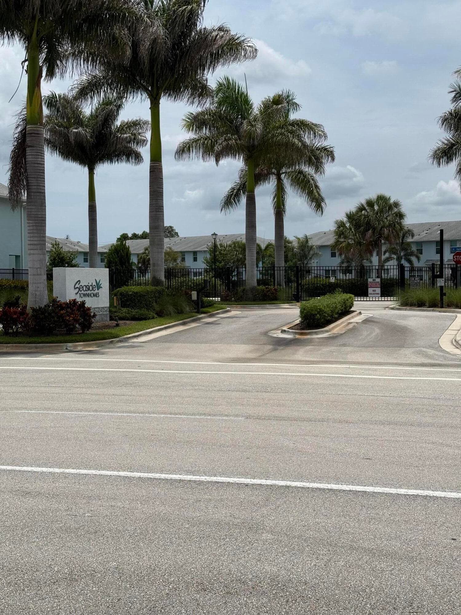 342 SE Angler Drive, Stuart, FL 34994 — photo 2 of 19