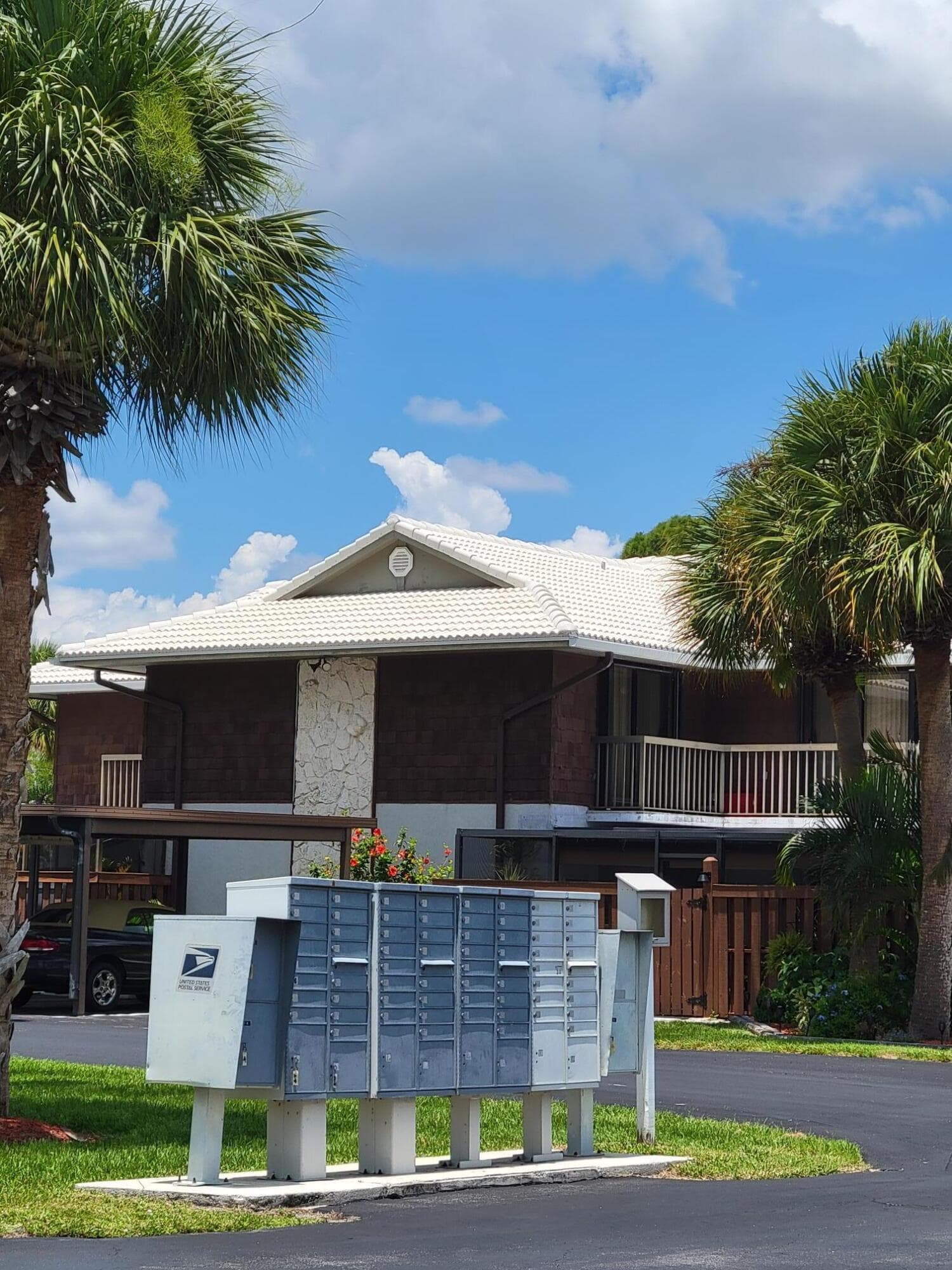 903 SE Camelot Gardens Boulevard SE, Port St. Lucie, FL 34952 — photo 84 of 90