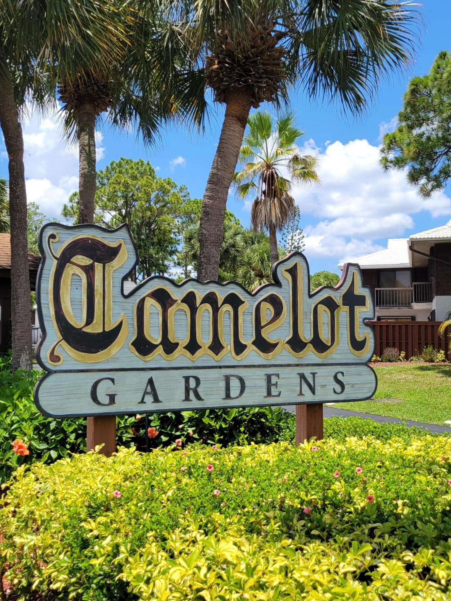 903 SE Camelot Gardens Boulevard SE, Port St. Lucie, FL 34952 — photo 5 of 90