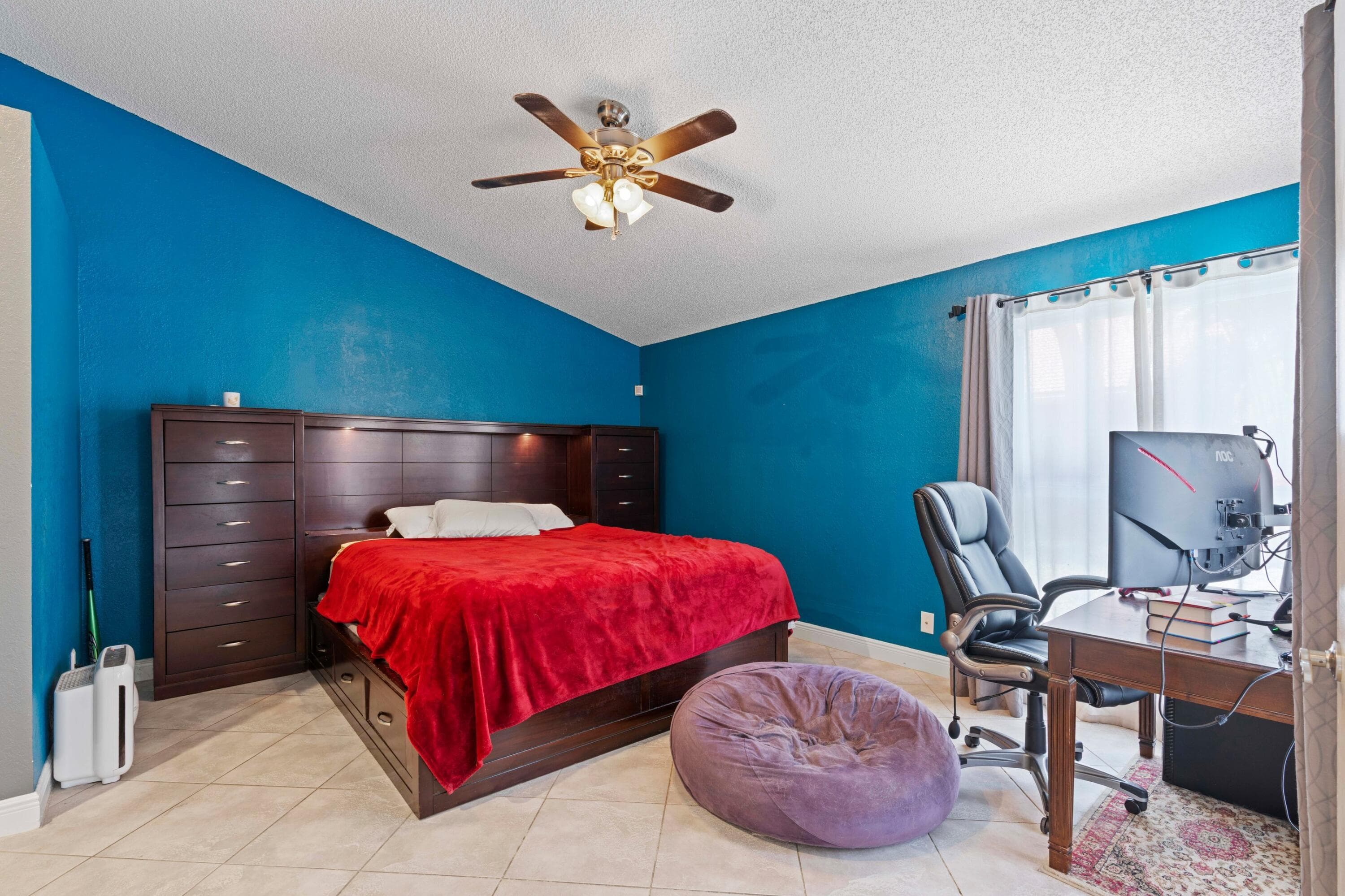 10333 Buena Ventura Drive, Boca Raton, FL 33498 — photo 11 of 31