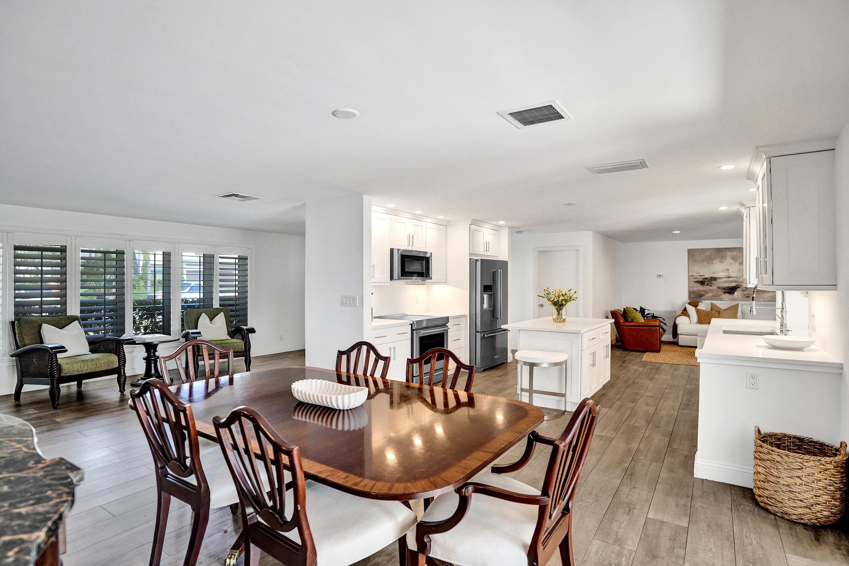 4240 NE 28th Avenue, Fort Lauderdale, FL 33308 — photo 13 of 48