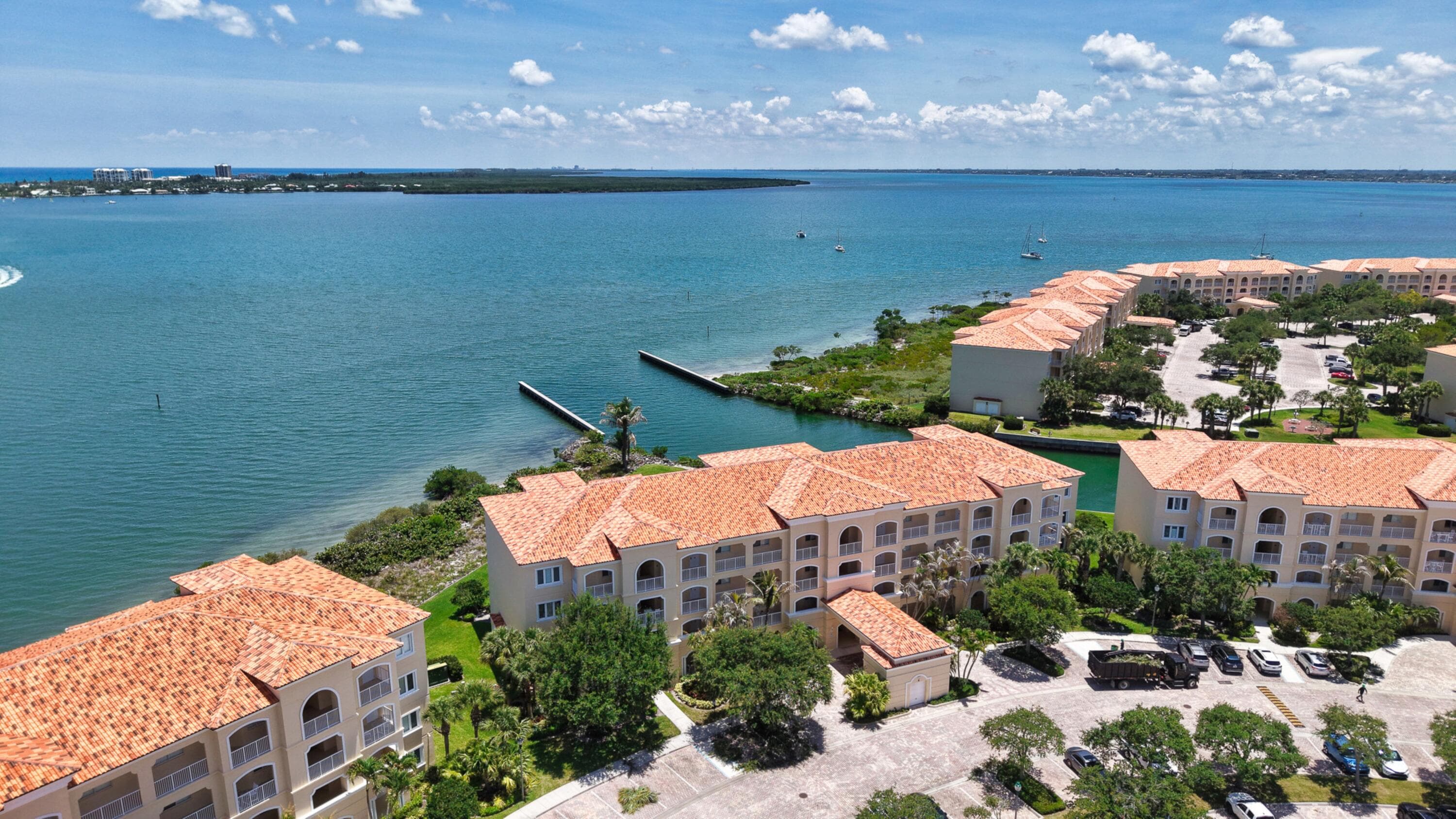 4 Harbour Isle Drive W Ph04, Fort Pierce, FL 34949 — photo 31 of 43