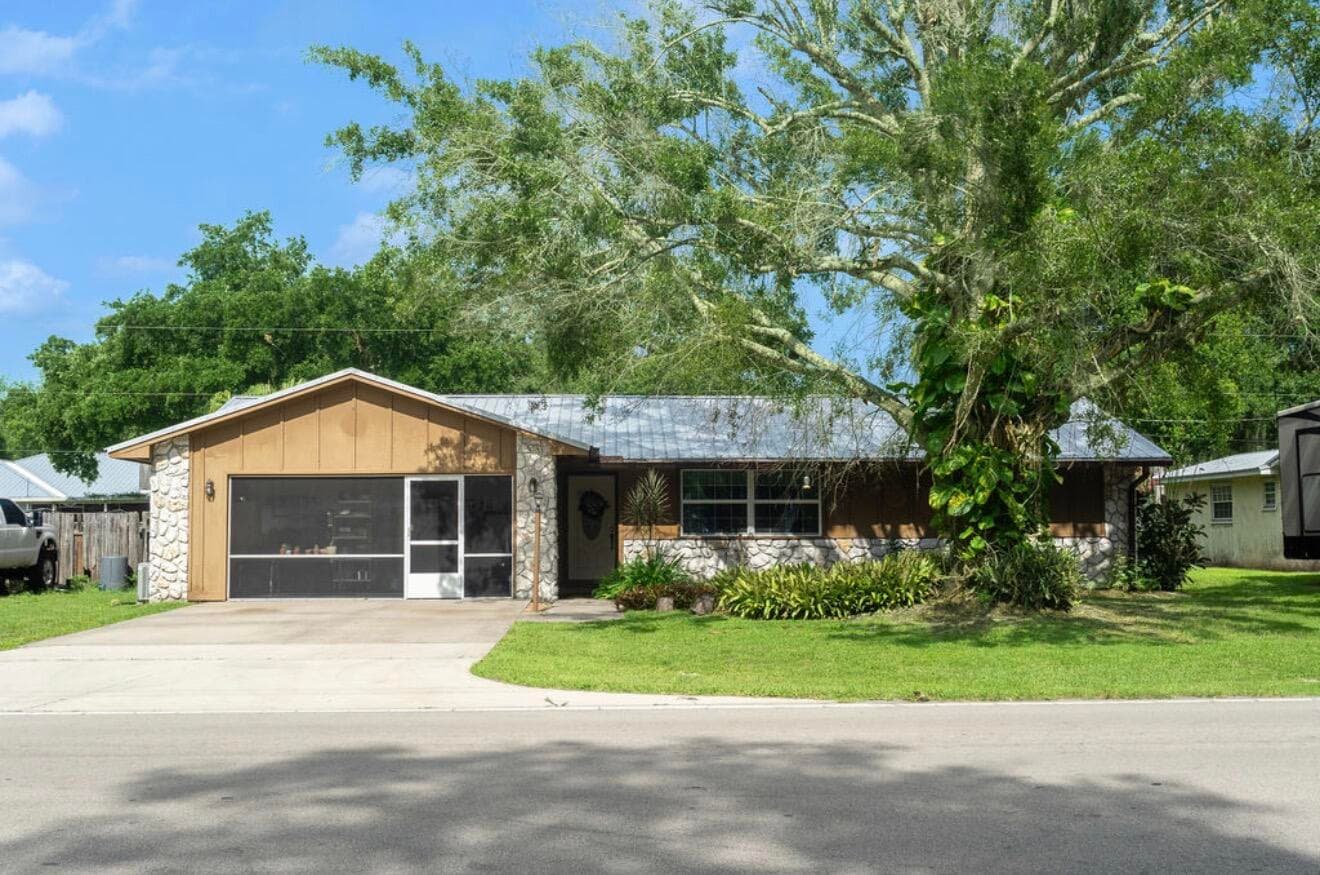 1864 SW 24th Avenue, Okeechobee, FL 34974 — photo