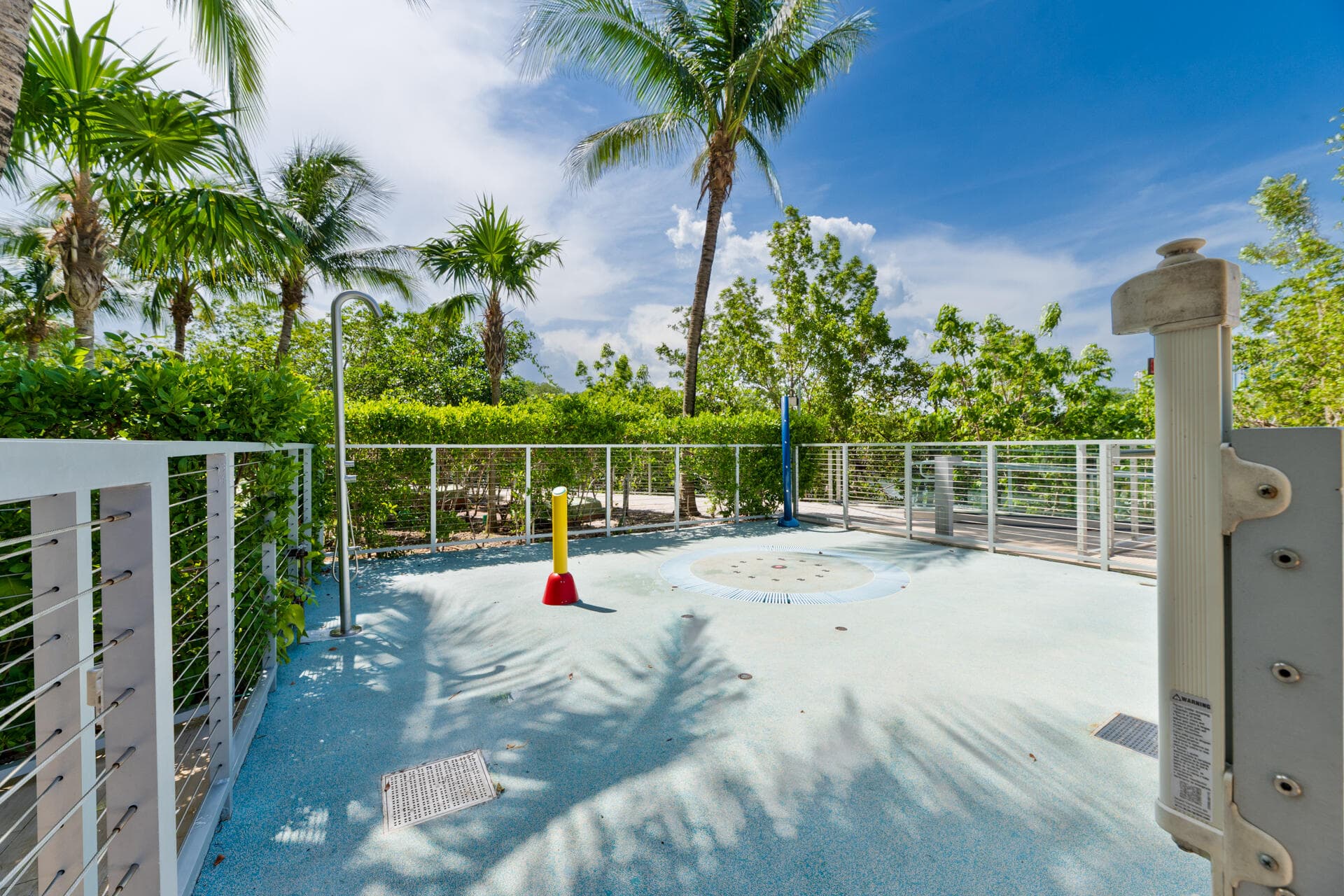 16385 Biscayne Boulevard 2502, North Miami Beach, FL 33160 — photo 27 of 34