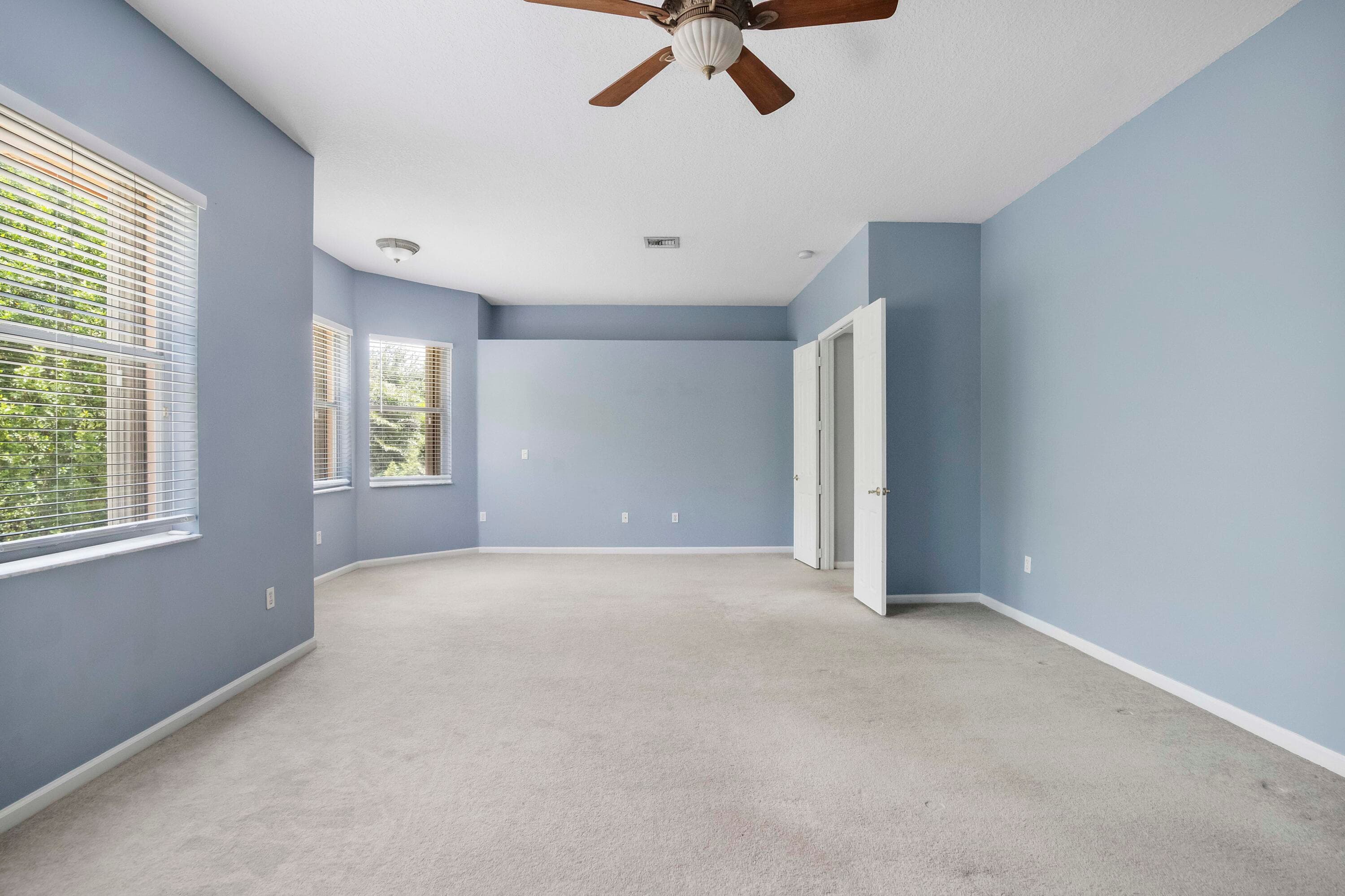 6370 Stonehurst Circle, Lake Worth, FL 33467 — photo 35 of 68