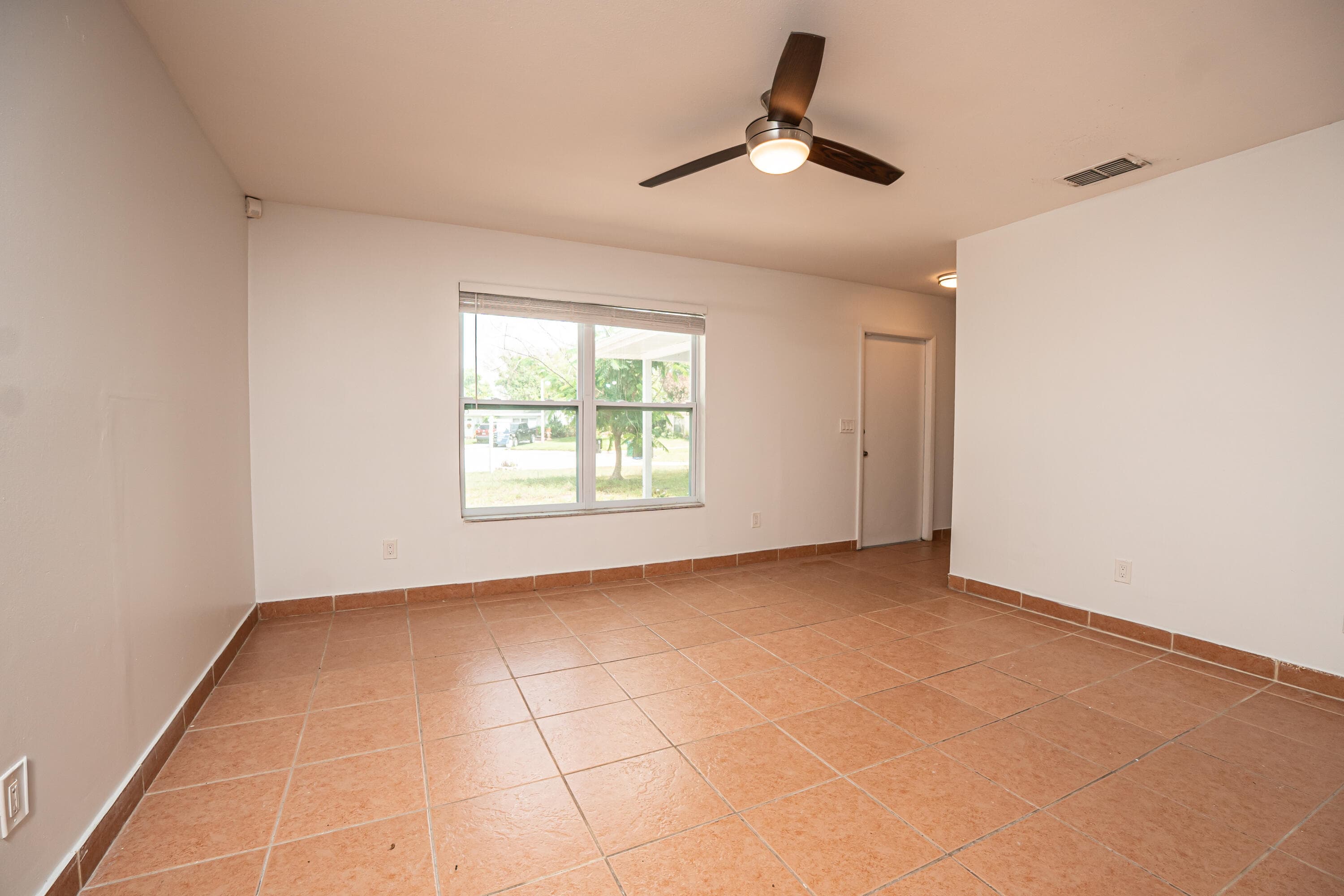 402 SW Ruffner Court, Port St. Lucie, FL 34953 — photo 4 of 29
