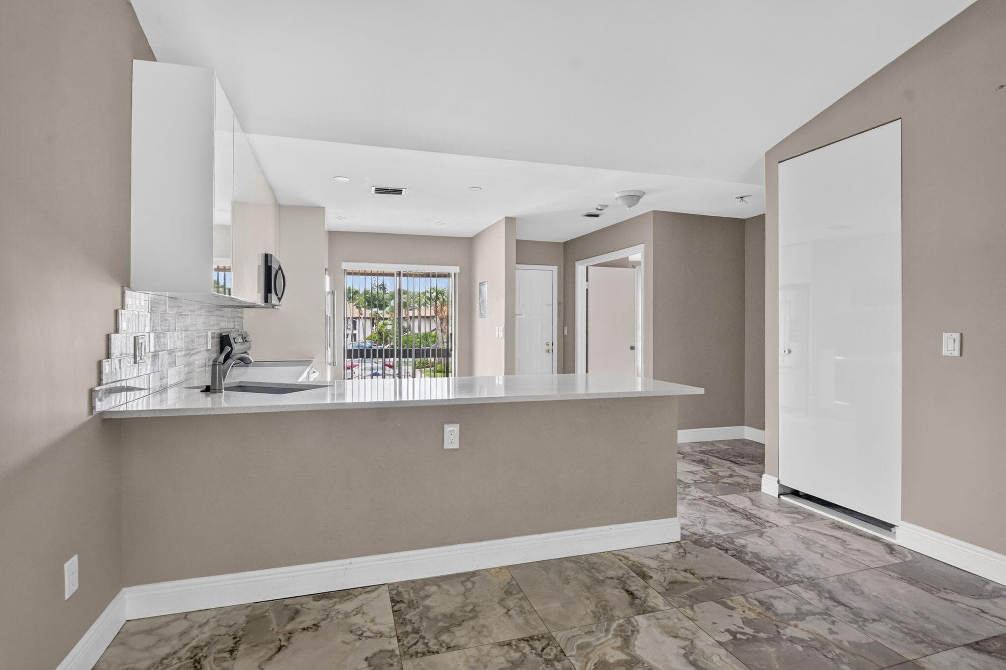 301 Club Circle 208, Boca Raton, FL 33487 — photo 12 of 36