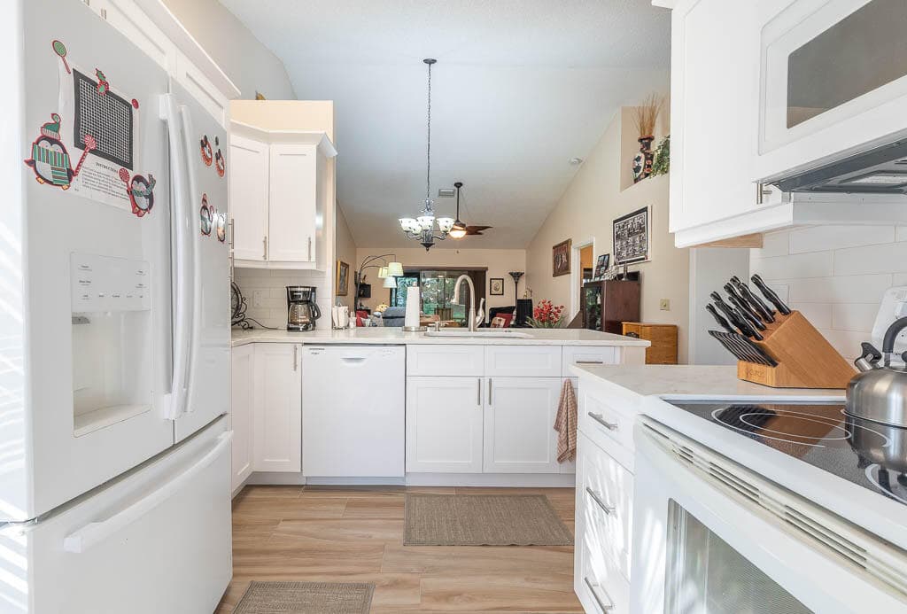 10860 Stafford Circle N, Boynton Beach, FL 33436 — photo 10 of 43