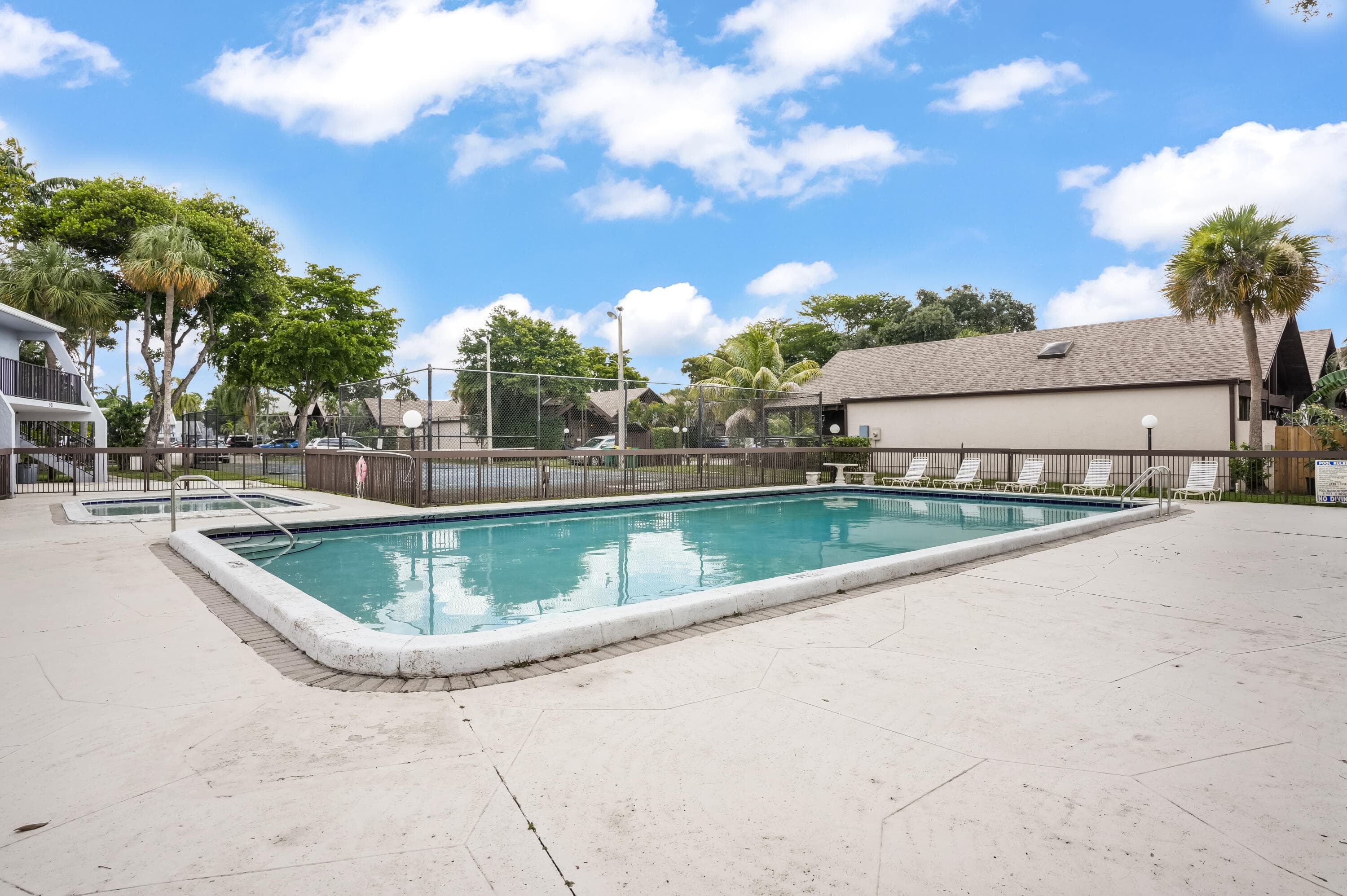 407 N University Drive, Plantation, FL 33324 — photo 28 of 30
