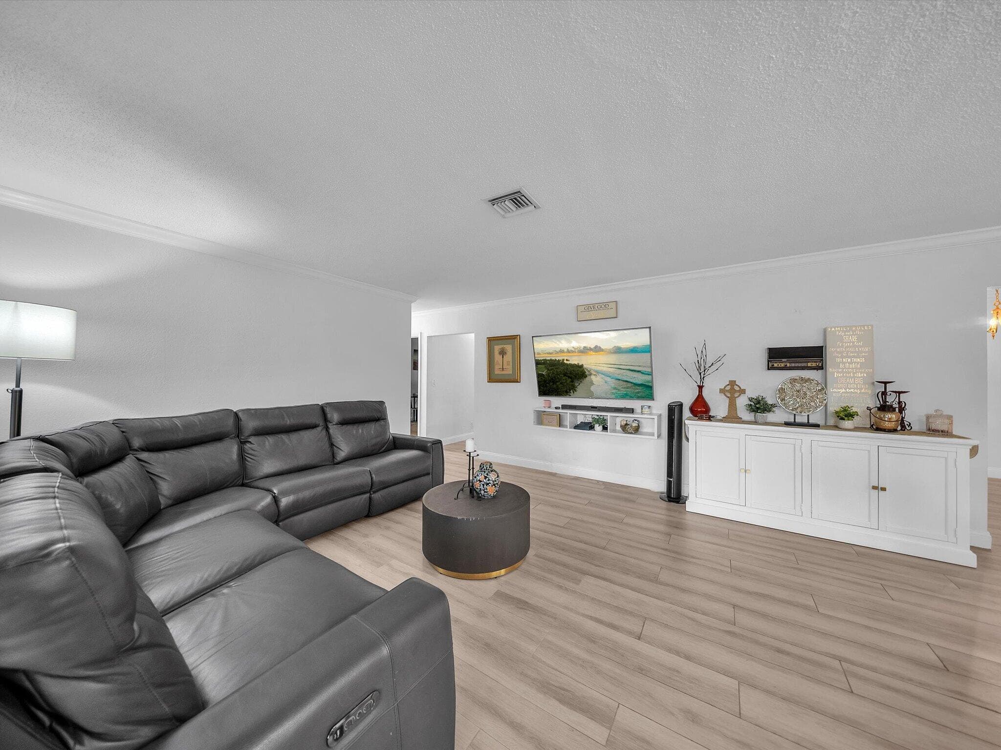 834 Ramblewood Drive, Coral Springs, FL 33071 — photo 5 of 59