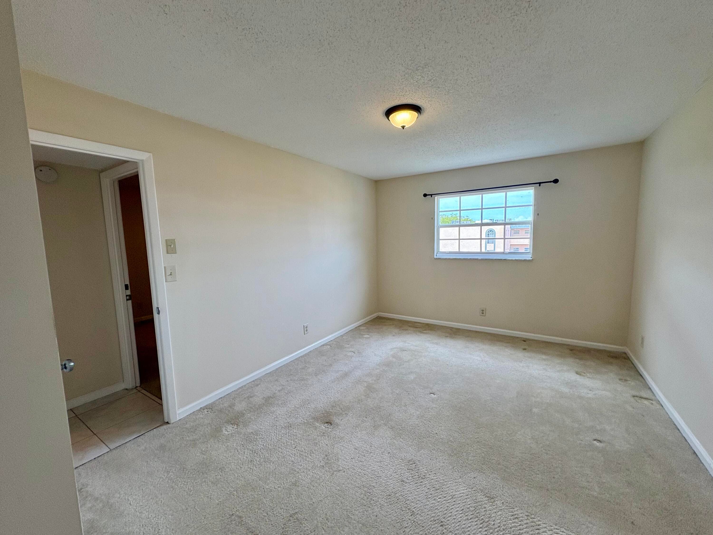4140 NW 44th Avenue 411, Lauderdale Lakes, FL 33319 — photo 12 of 31