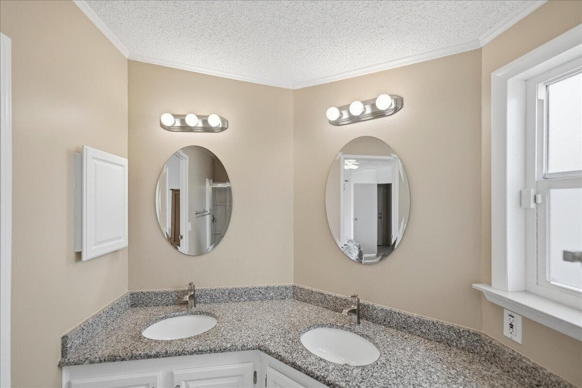 8391 Delphinium Court, Port St. Lucie, FL 34952 — photo 14 of 36