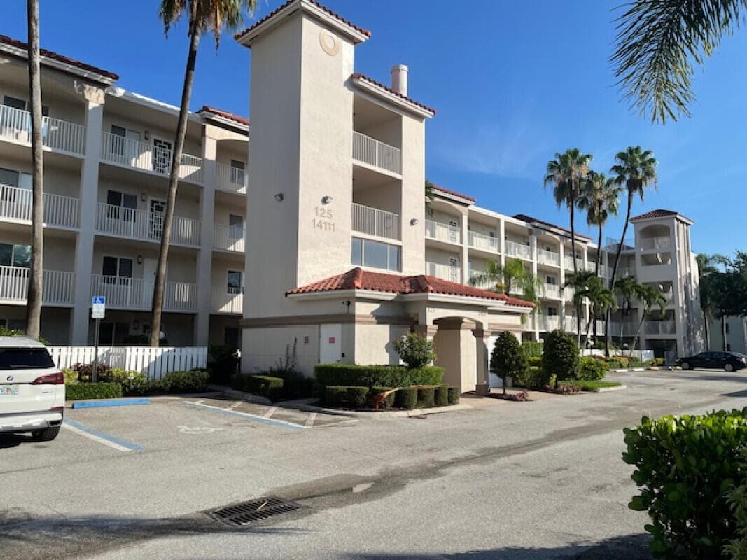 14111 Royal Vista Drive 109, Delray Beach, FL 33484 — photo 15 of 25
