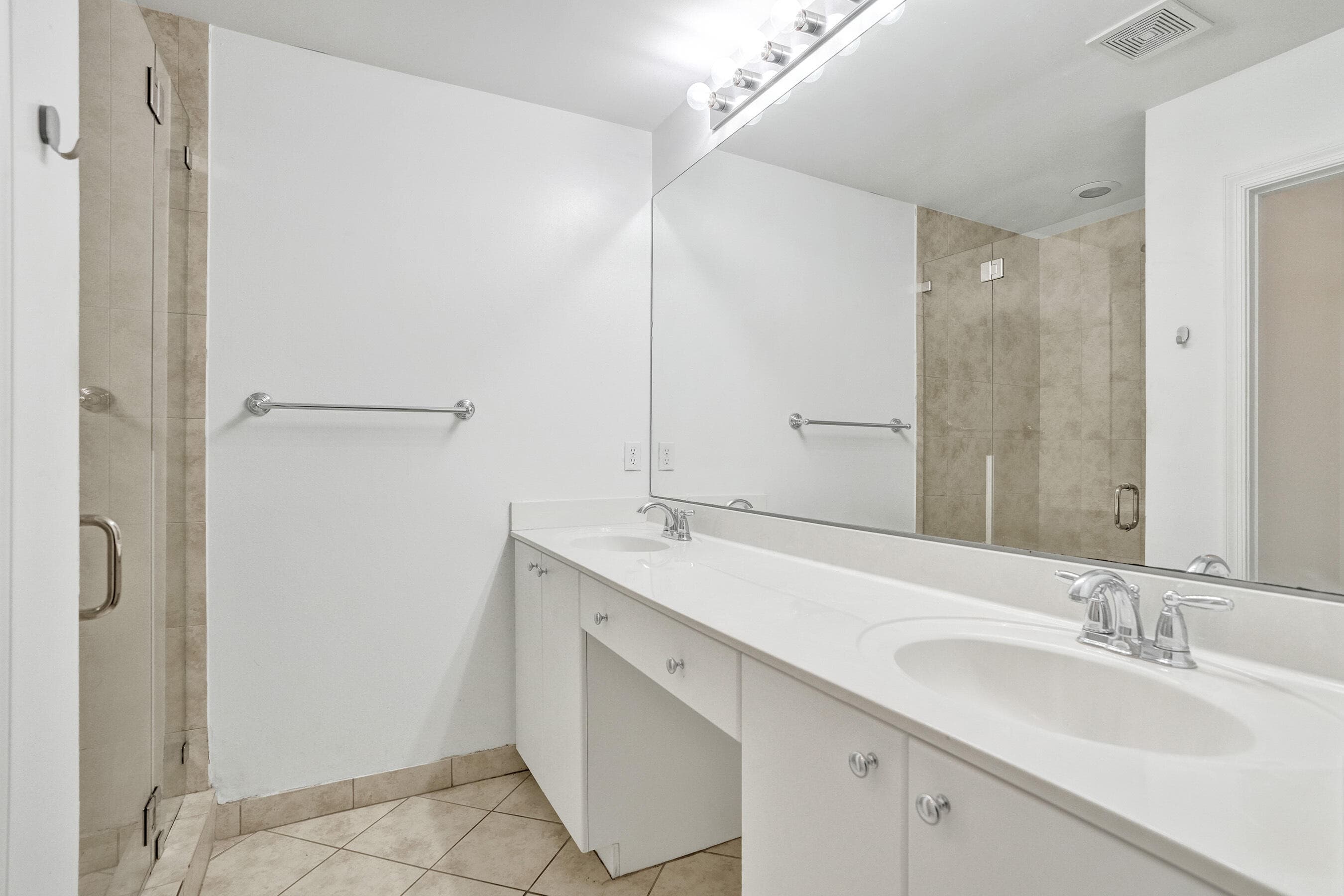 12662 NW 32nd Place, Sunrise, FL 33323 — photo 14 of 50