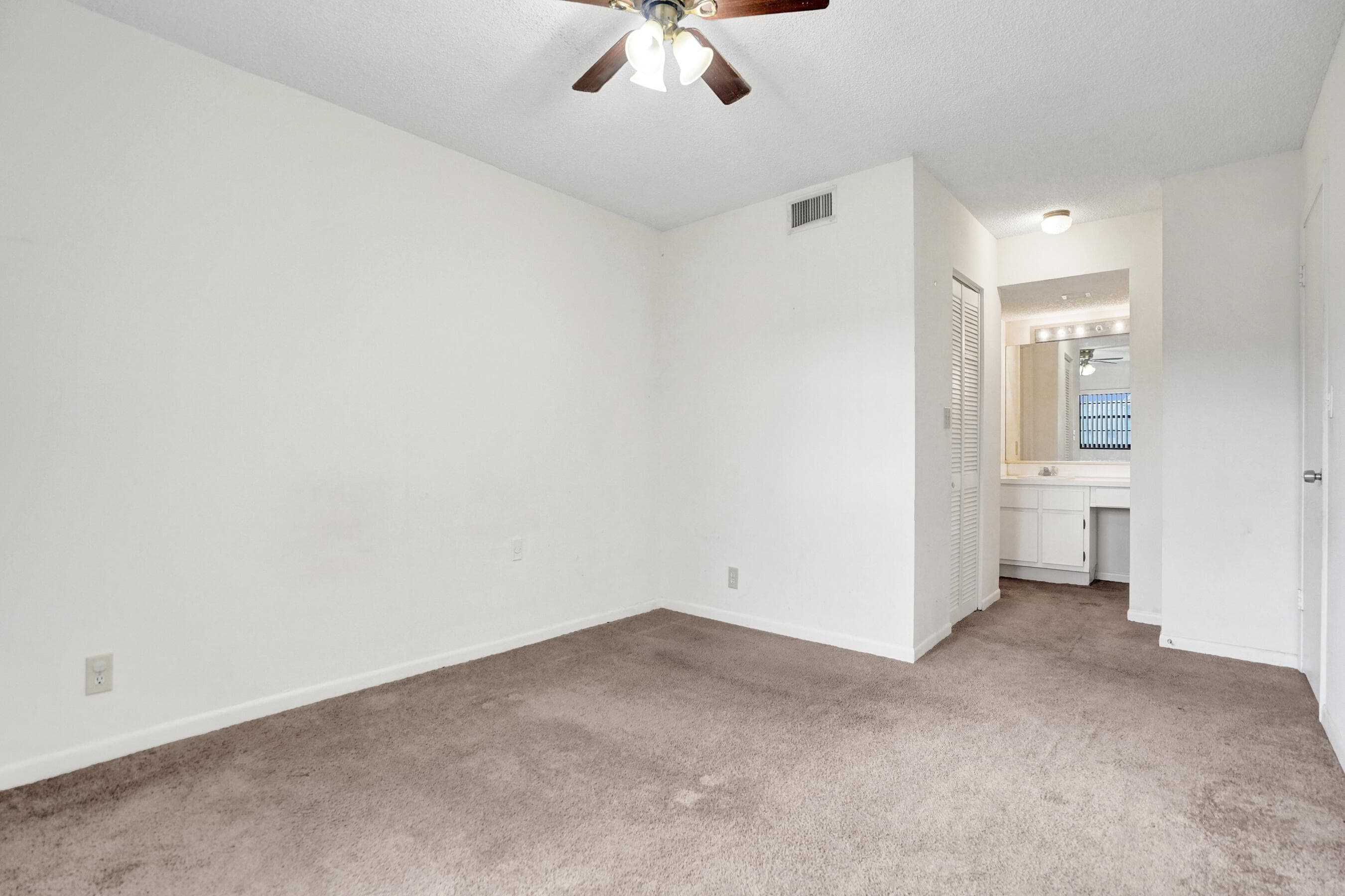 10451 W Broward Boulevard 205, Plantation, FL 33324 — photo 8 of 14