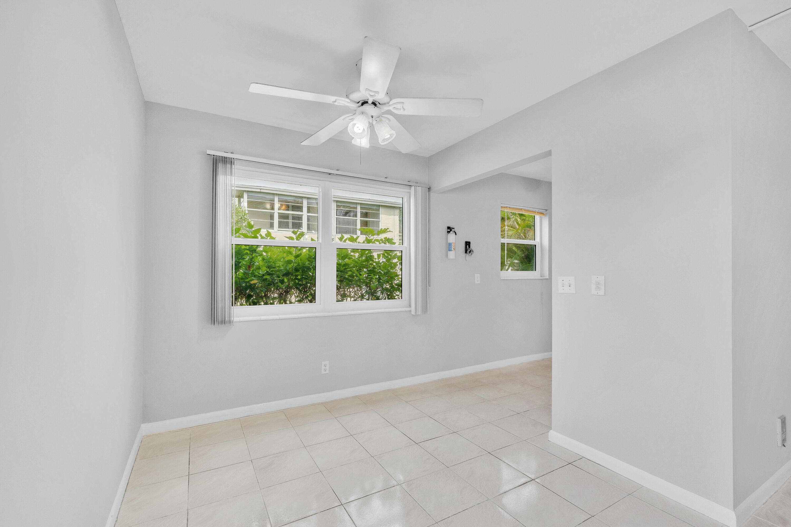 49 Hastings D, West Palm Beach, FL 33417 — photo 7 of 39