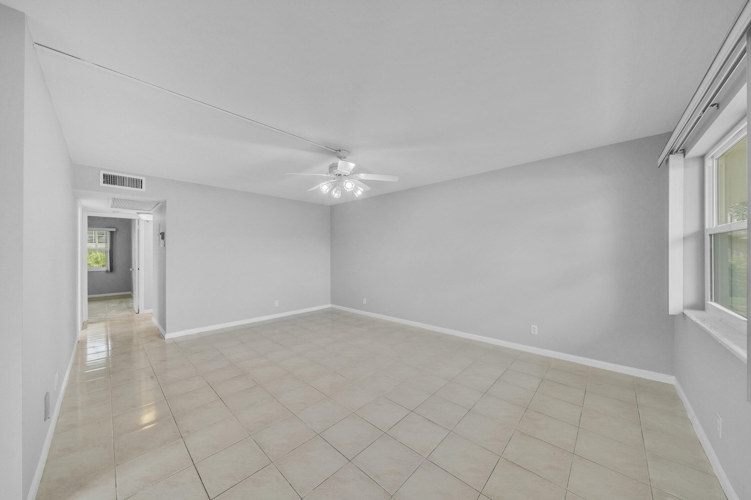 49 Hastings D, West Palm Beach, FL 33417 — photo 13 of 39