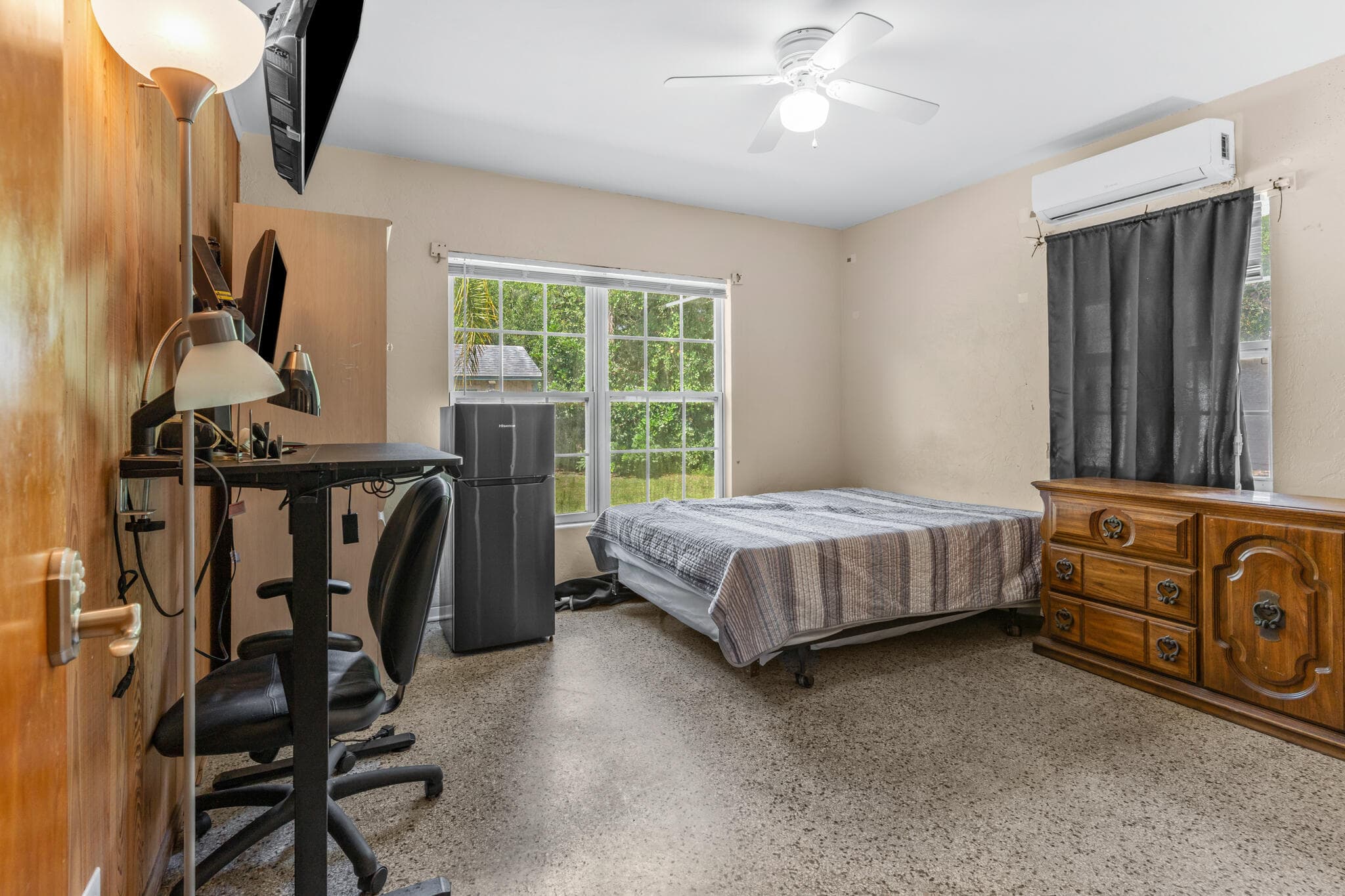 2456 Cortez Avenue, Vero Beach, FL 32960 — photo 8 of 28