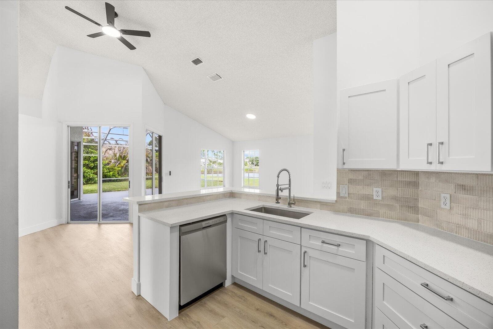 2635 SE Morningside Boulevard, Port St. Lucie, FL 34952 — photo 17 of 42