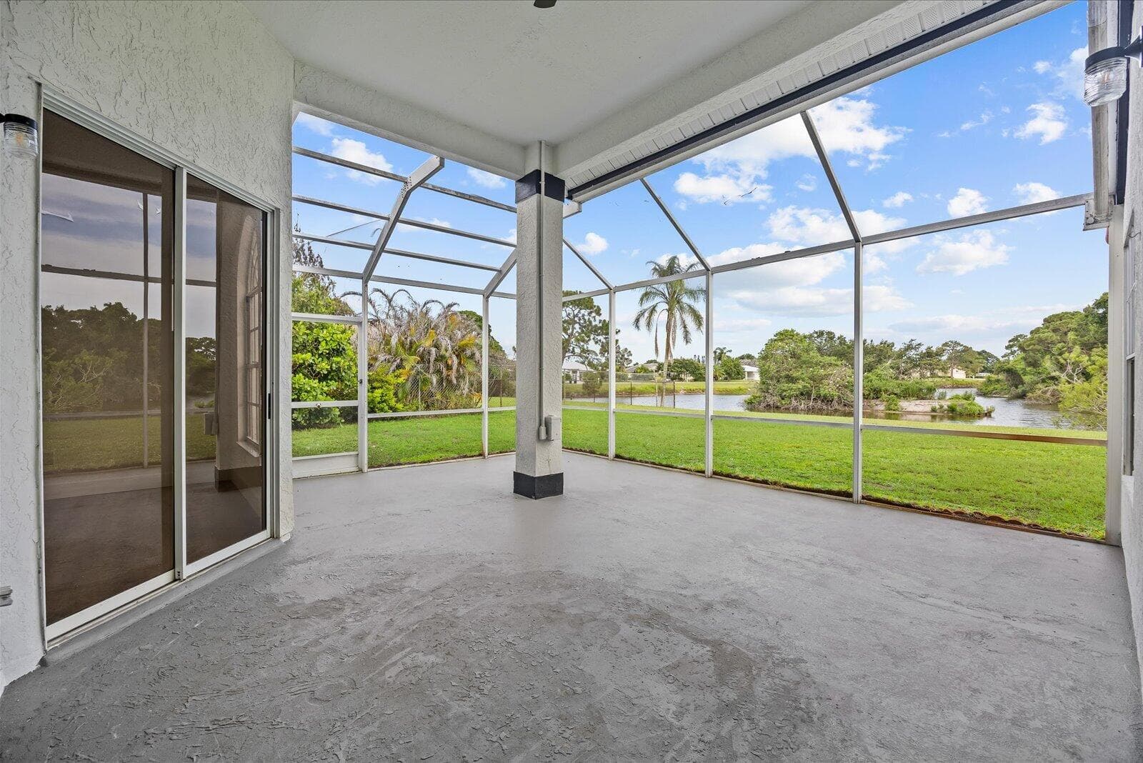 2635 SE Morningside Boulevard, Port St. Lucie, FL 34952 — photo 32 of 42