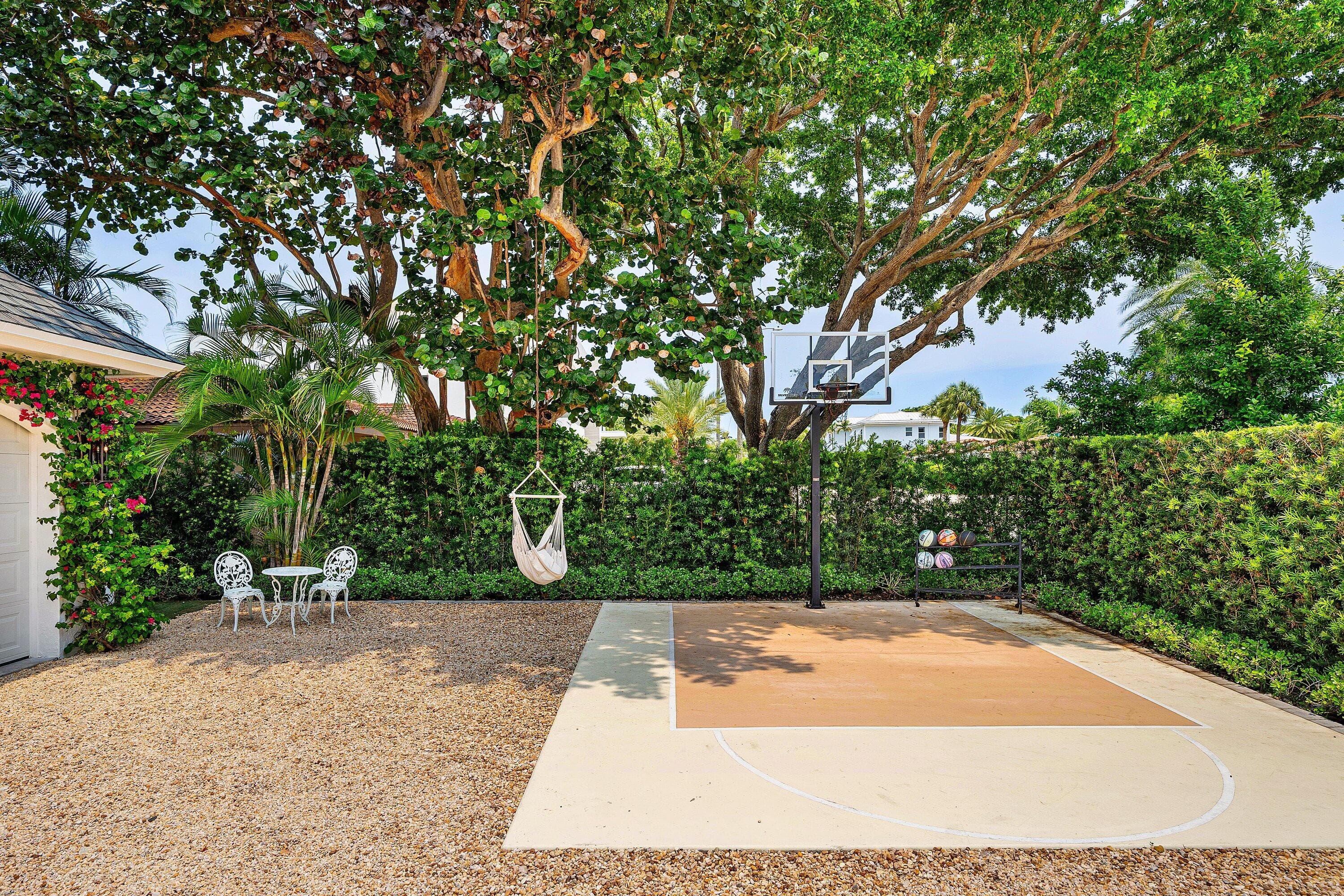 477 NE Spanish Court, Boca Raton, FL 33432 — photo 3 of 77