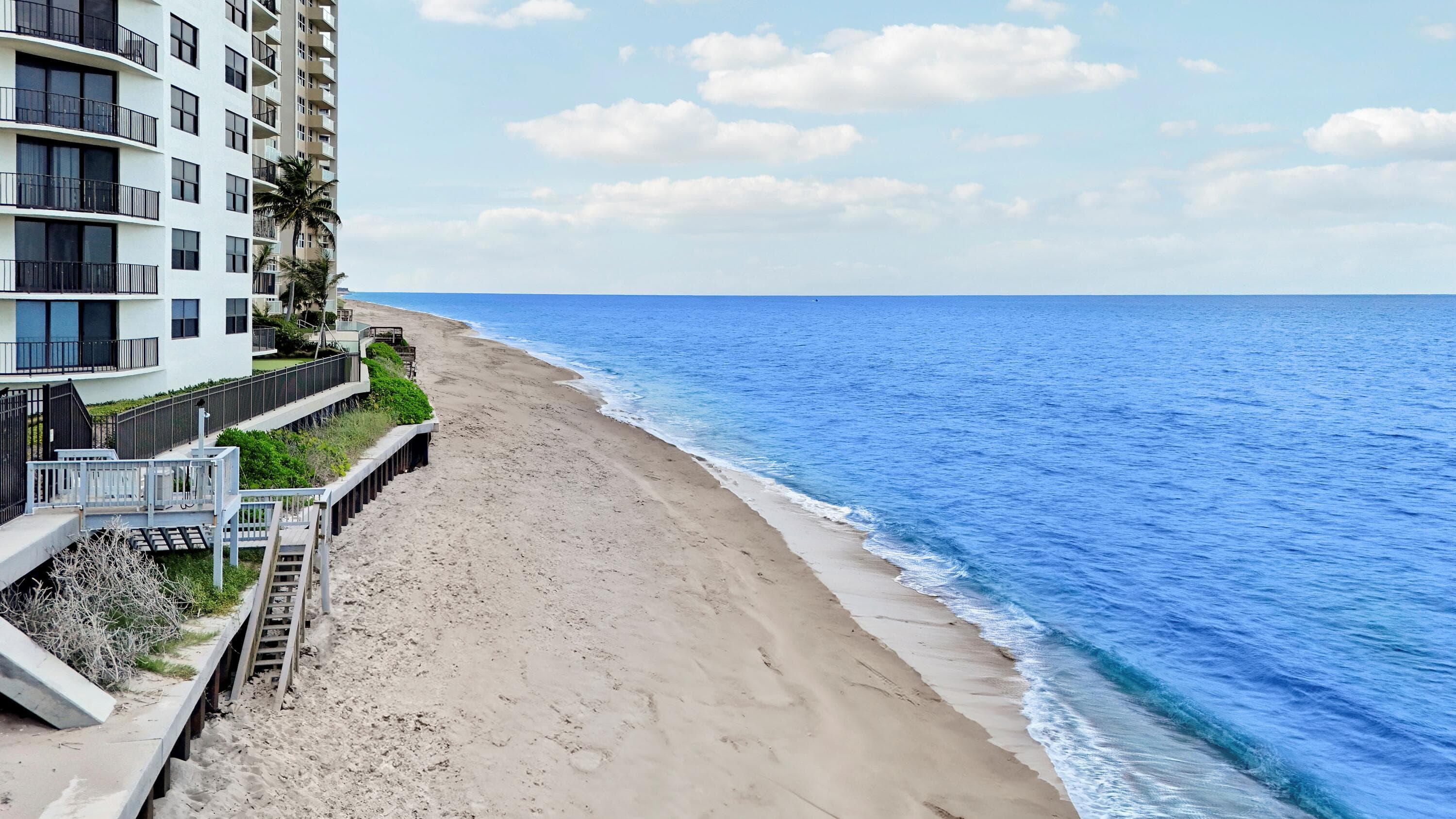 5420 N Ocean Drive 204, Singer Island, FL 33404 — photo 2 of 38