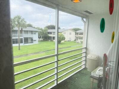 21 Waltham A, West Palm Beach, FL 33417 — photo 20 of 22