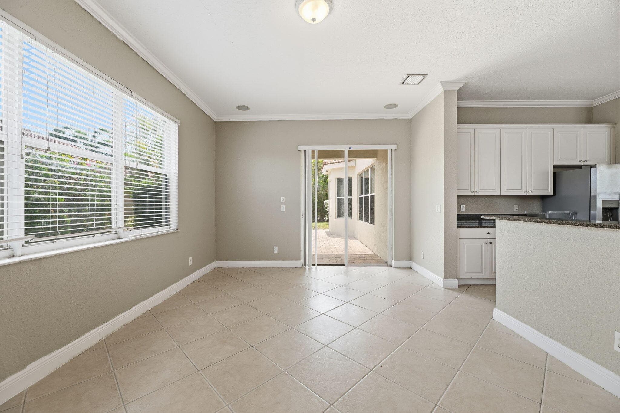 126 Magnolia Way, Jupiter, FL 33469 — photo 11 of 37