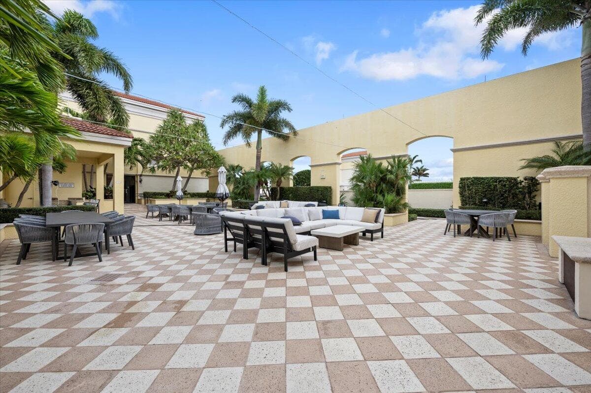 701 S Olive Avenue 303, West Palm Beach, FL 33401 — photo 19 of 26