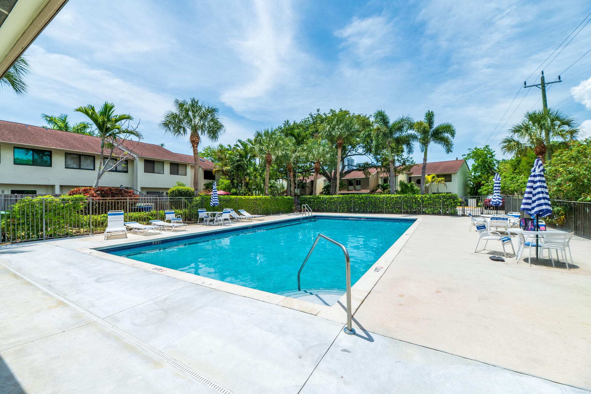 308 City View Drive, Fort Lauderdale, FL 33311 — photo 31 of 47